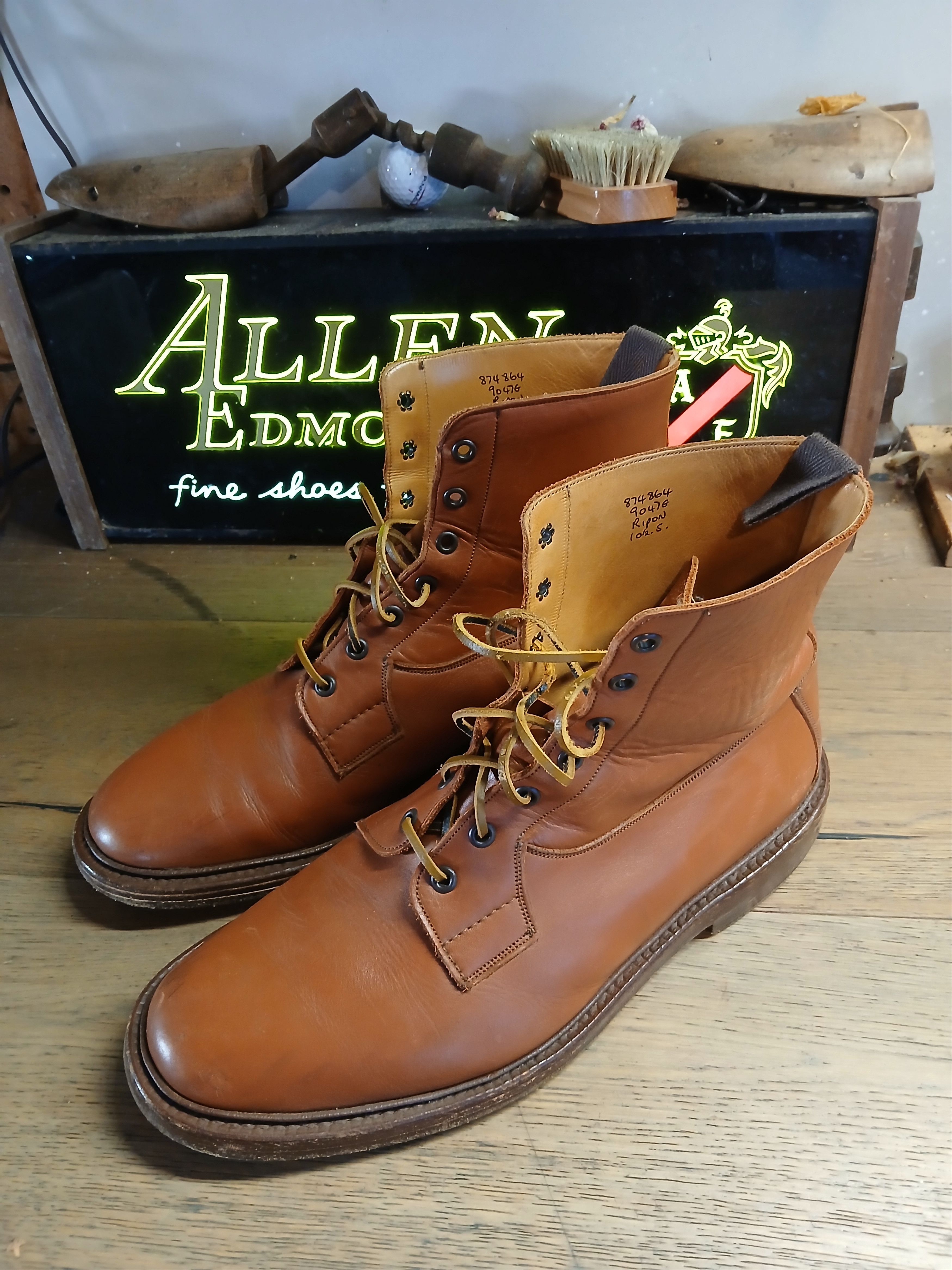 Tricker's Ripon Country boot Size US 11.5 / EU 44-45 - 1 Thumbnail