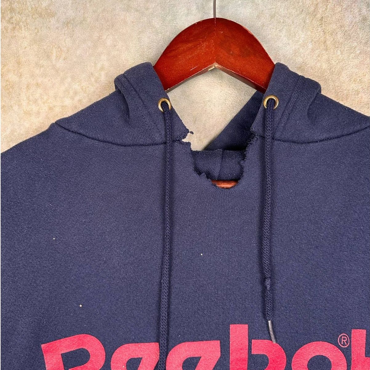 Reebok × Vintage Vintage 90s Reebok Logo Hoodie L USA Made Navy Blue Pullover Size US L / EU 52-54 / 3 - 5 Thumbnail