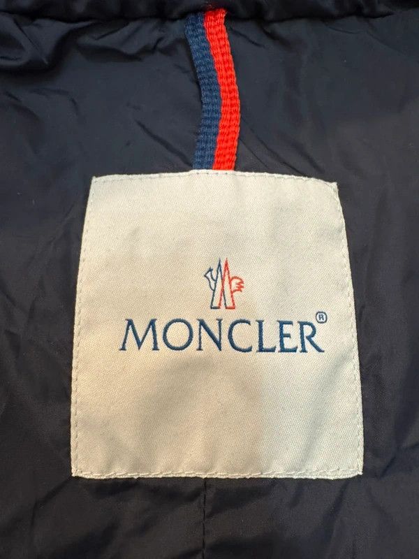 Moncler Moncler Aix Giacca Lightweight Navy Nylon Jacket Buttons 3 M Size US M / EU 48-50 / 2 - 18 Thumbnail