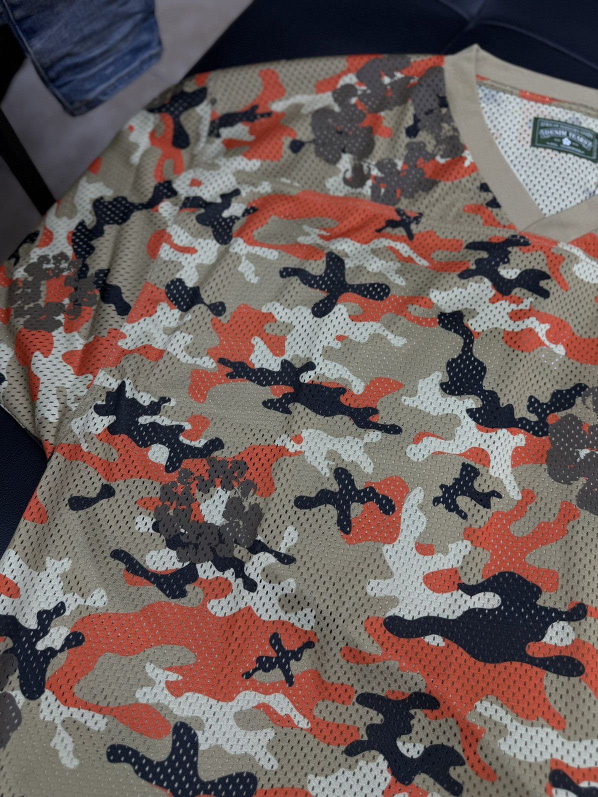 DENIM TEARS Denim Tears Tan Orange Camo Cotton Wreath Jersey (XXL) (NEW) Size US XXL / EU 58 / 5 - 5 Thumbnail