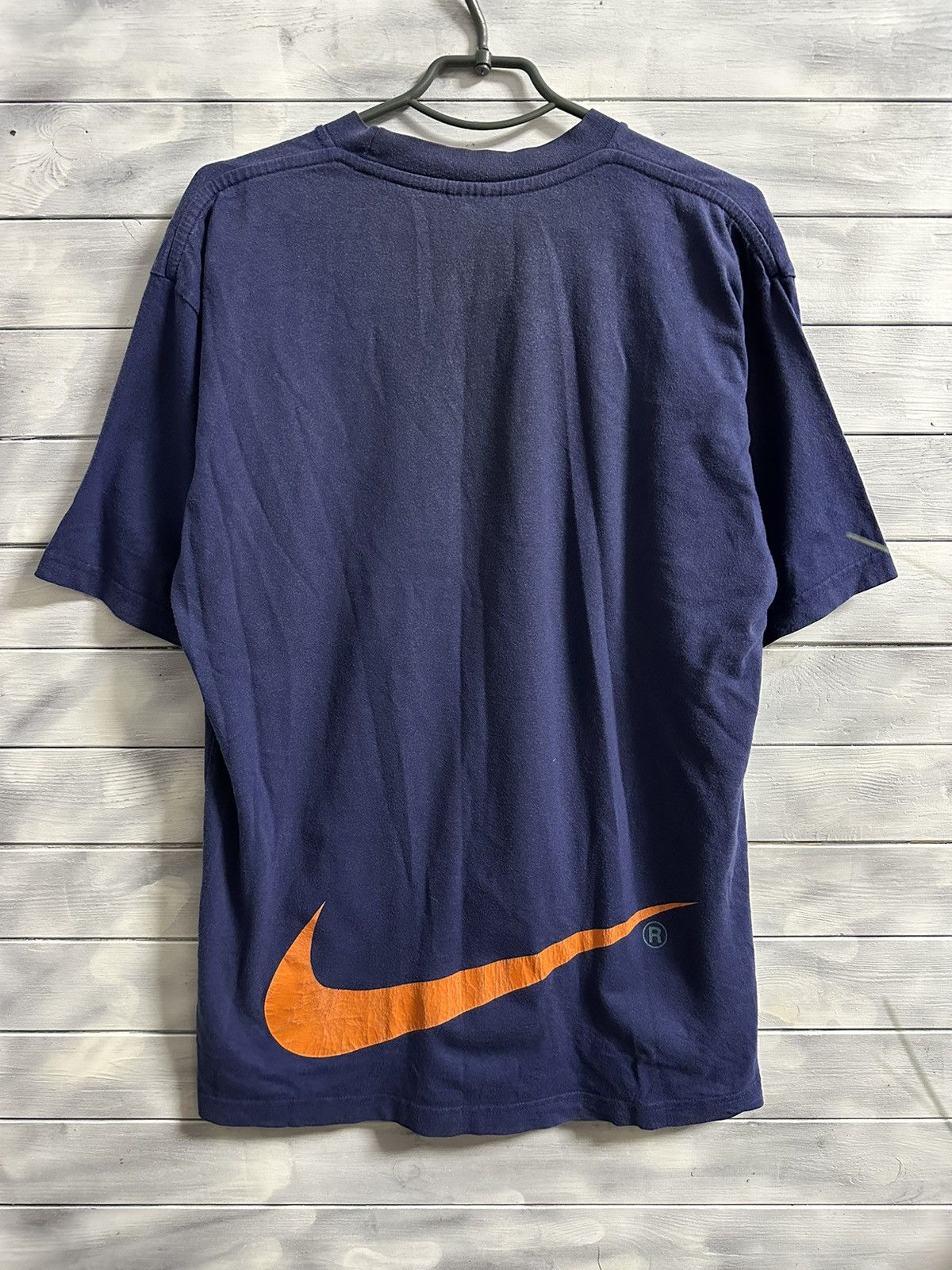 Nike Rare Vintage T-Shirt Nike Big Swoosh Centr Logo. Size US L / EU 52-54 / 3 - 2 Thumbnail