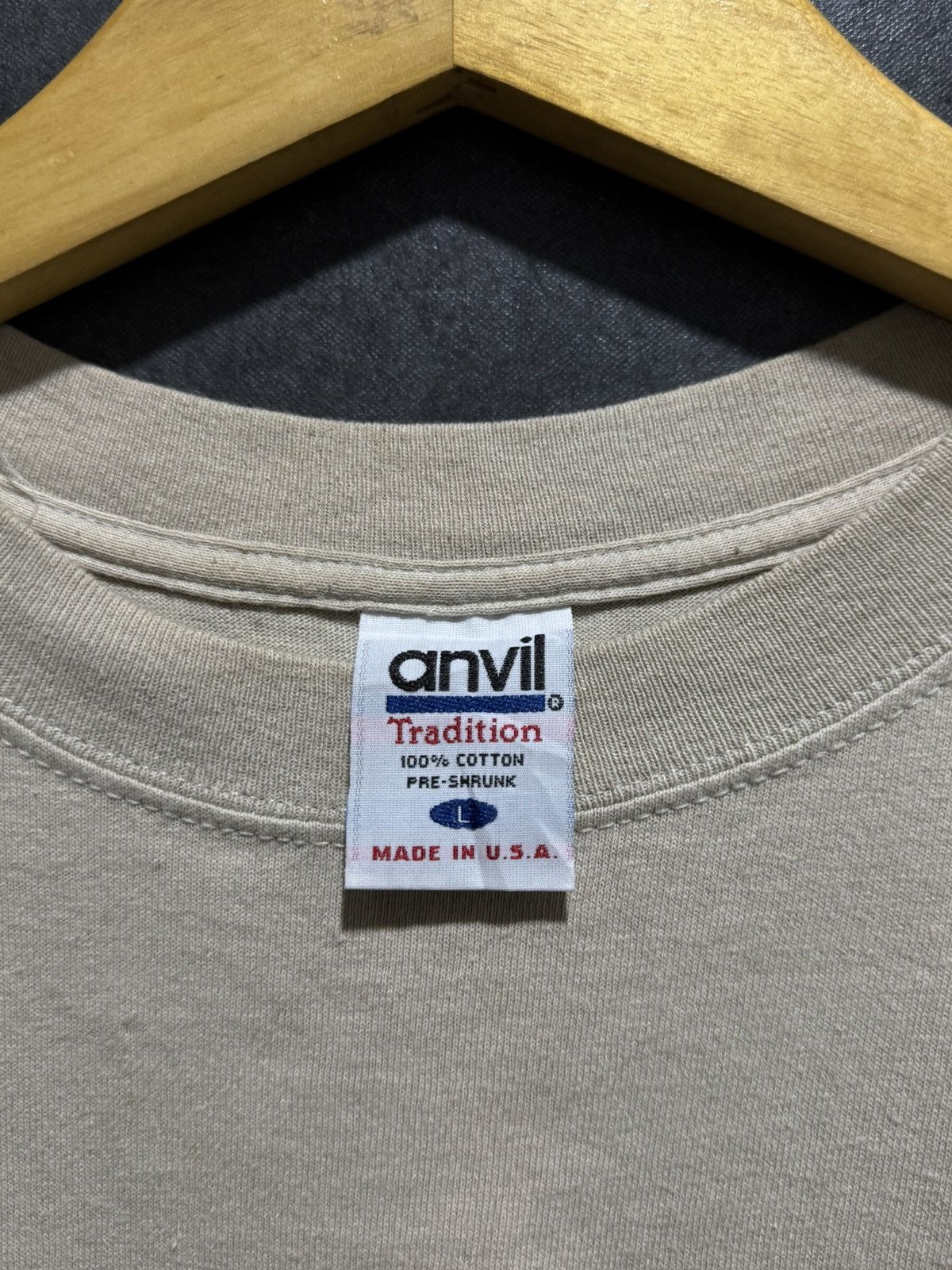 Other Vintage 00s Bitch Skateboard Tshirt Size US L / EU 52-54 / 3 - 7 Thumbnail