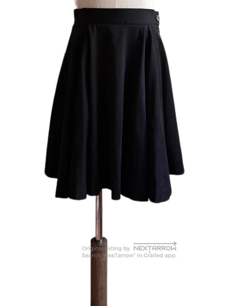 Vivienne Westwood Vivienne Westwood size M Black Large Flared A-Line Skirt Size 23" - 1 Thumbnail