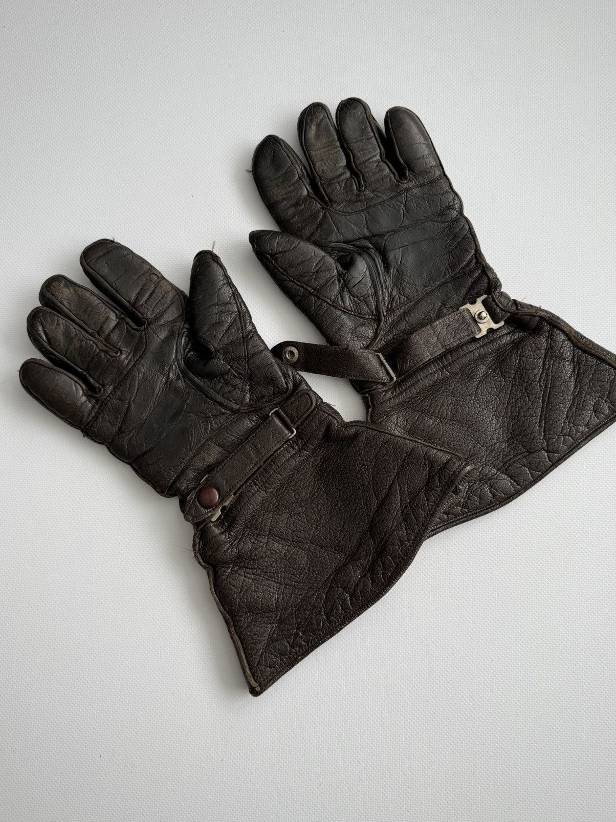 Vintage 1960s Vintage European Motorcycle Brown Leather Gloves Size ONE SIZE - 7 Thumbnail