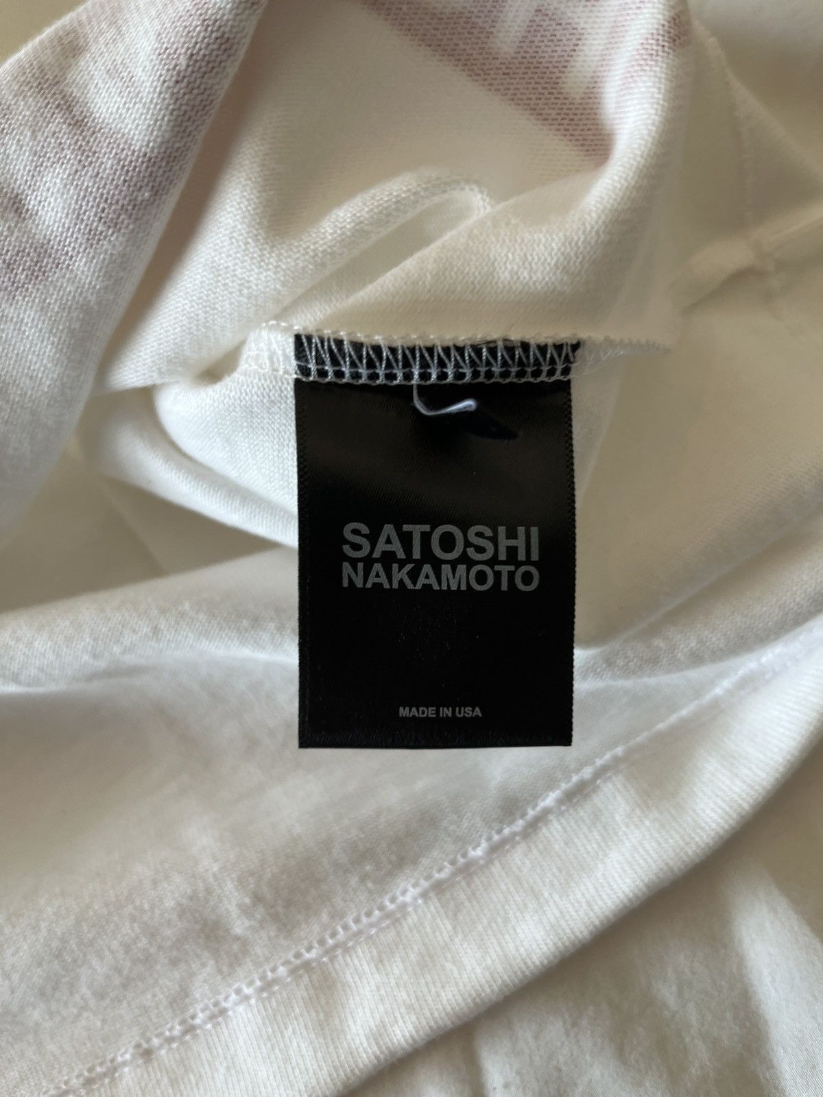 Satoshi Nakamoto Never worn Size US XL / EU 56 / 4 - 3 Thumbnail