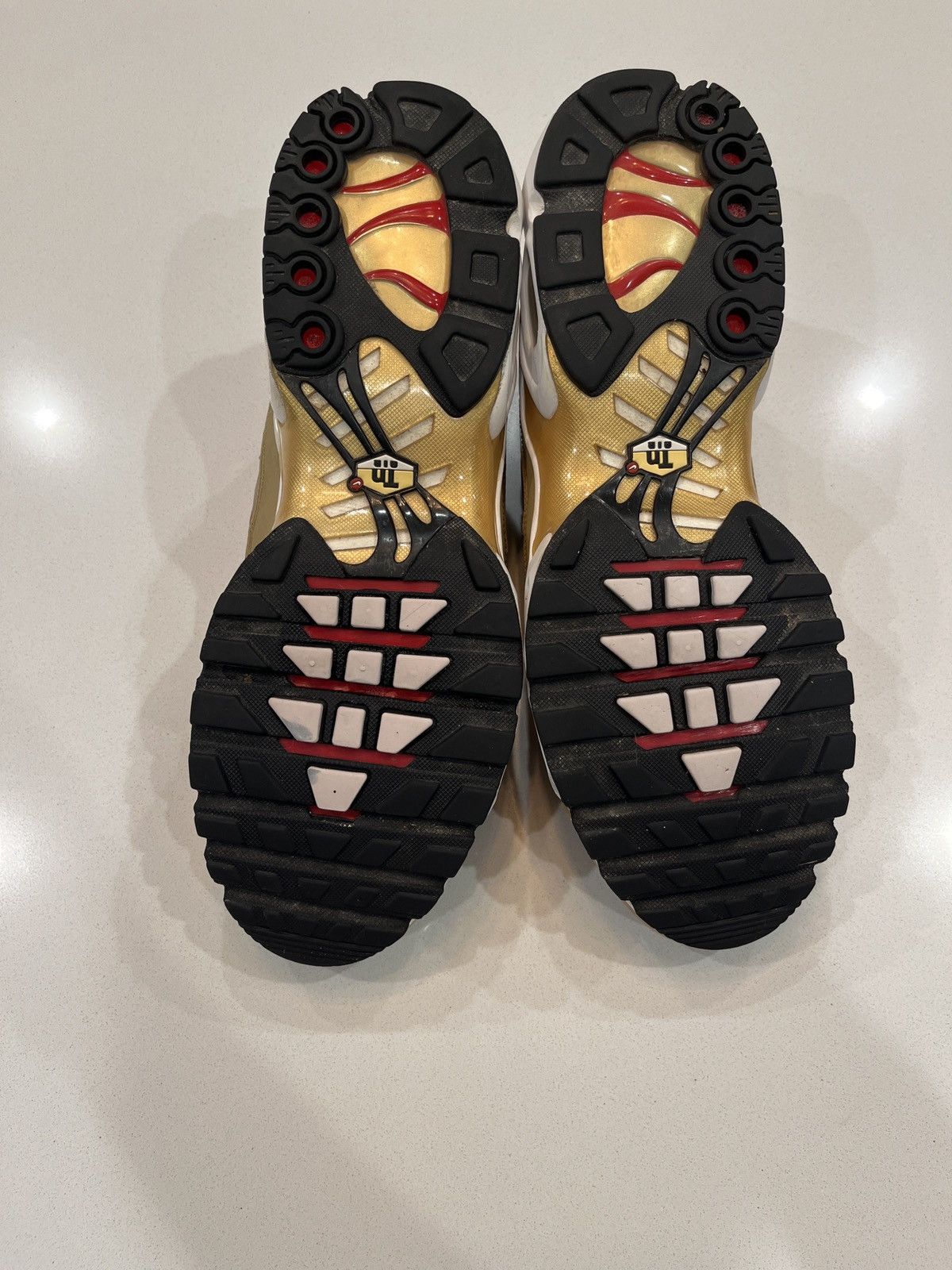 Nike Nike Air Max Plus “metallic gold” Size US 13 / EU 46 - 6 Thumbnail
