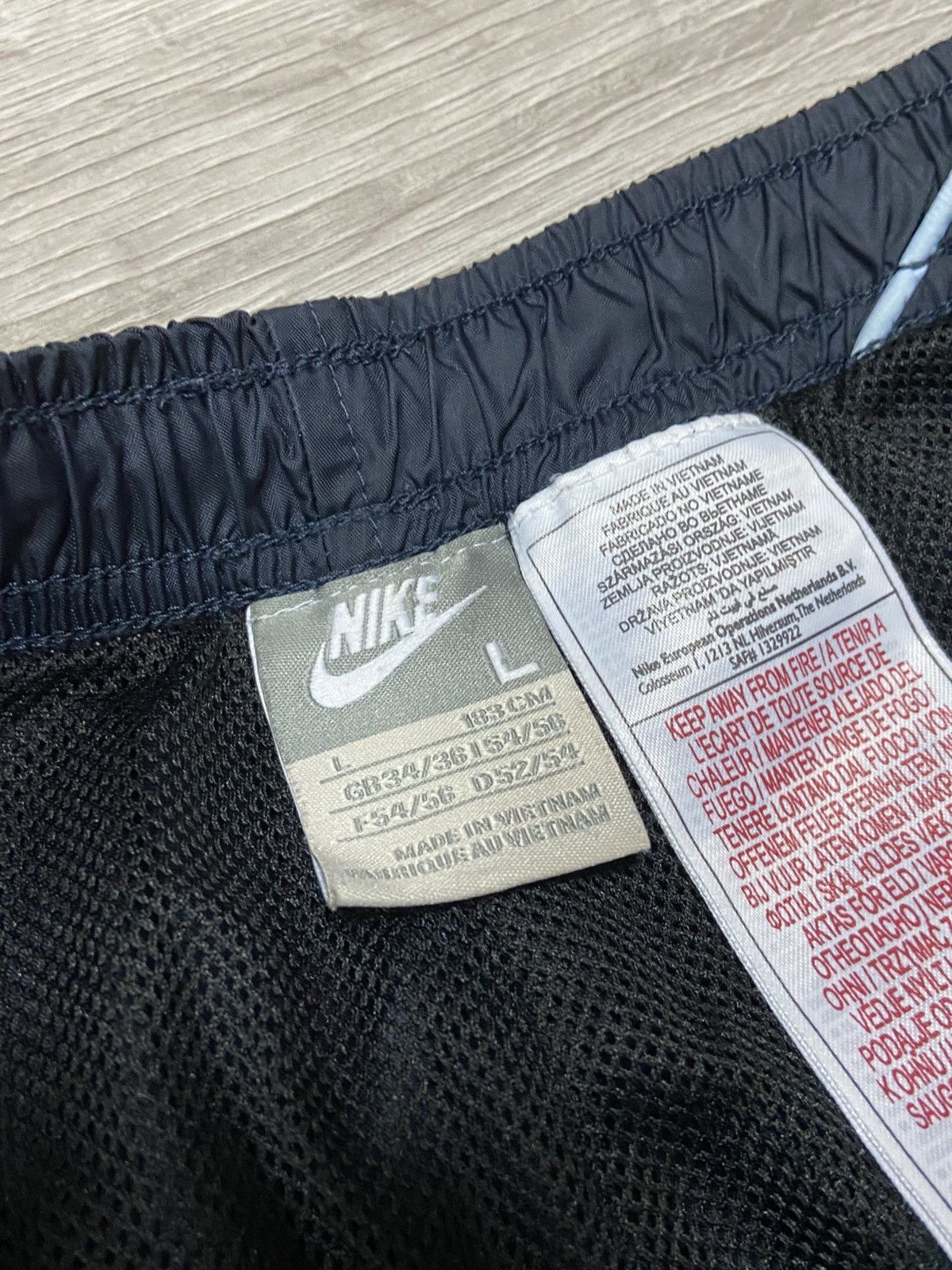 Nike Nike vintage parachute swoosh pants ninja swoosh drill Size US 34 / EU 50 - 3 Thumbnail