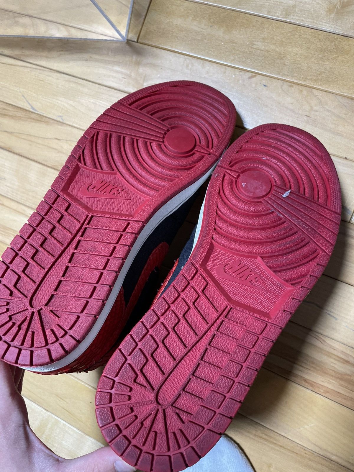 Jordan Brand × Nike Jordan retro 1 bred Python custom Size US 11 / EU 44 - 2 Thumbnail