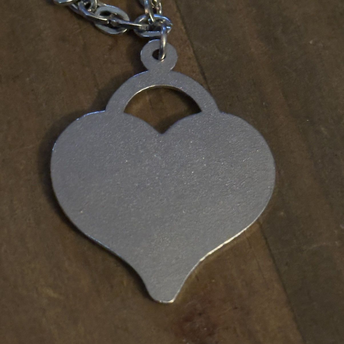 Other Silver tone enamel padlock heart pendant necklace Size ONE SIZE - 4 Thumbnail