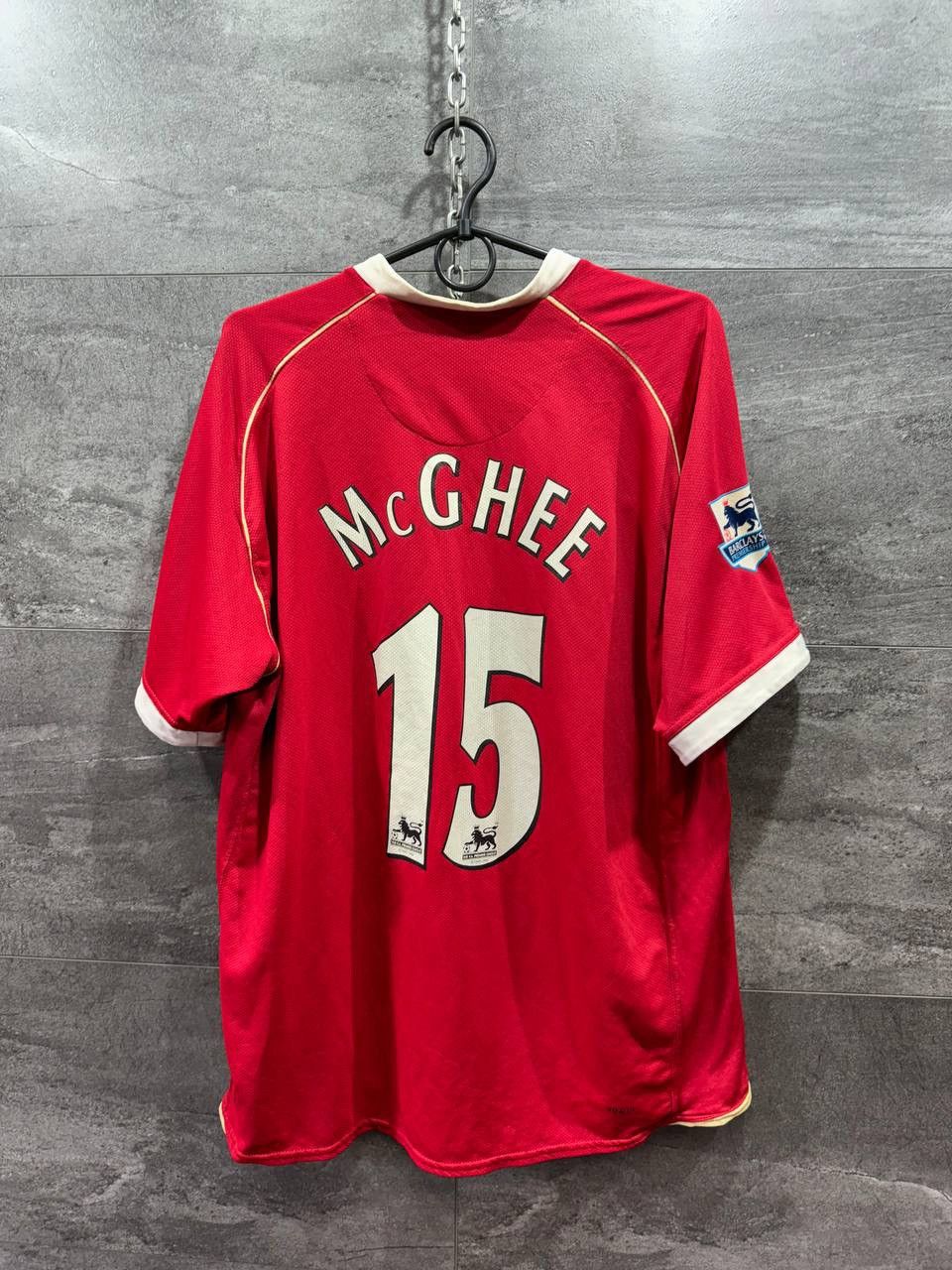 Vintage Nike Manchester United Football Jersey 2006 McGHEE #15 Size US L / EU 52-54 / 3 - 18 Thumbnail