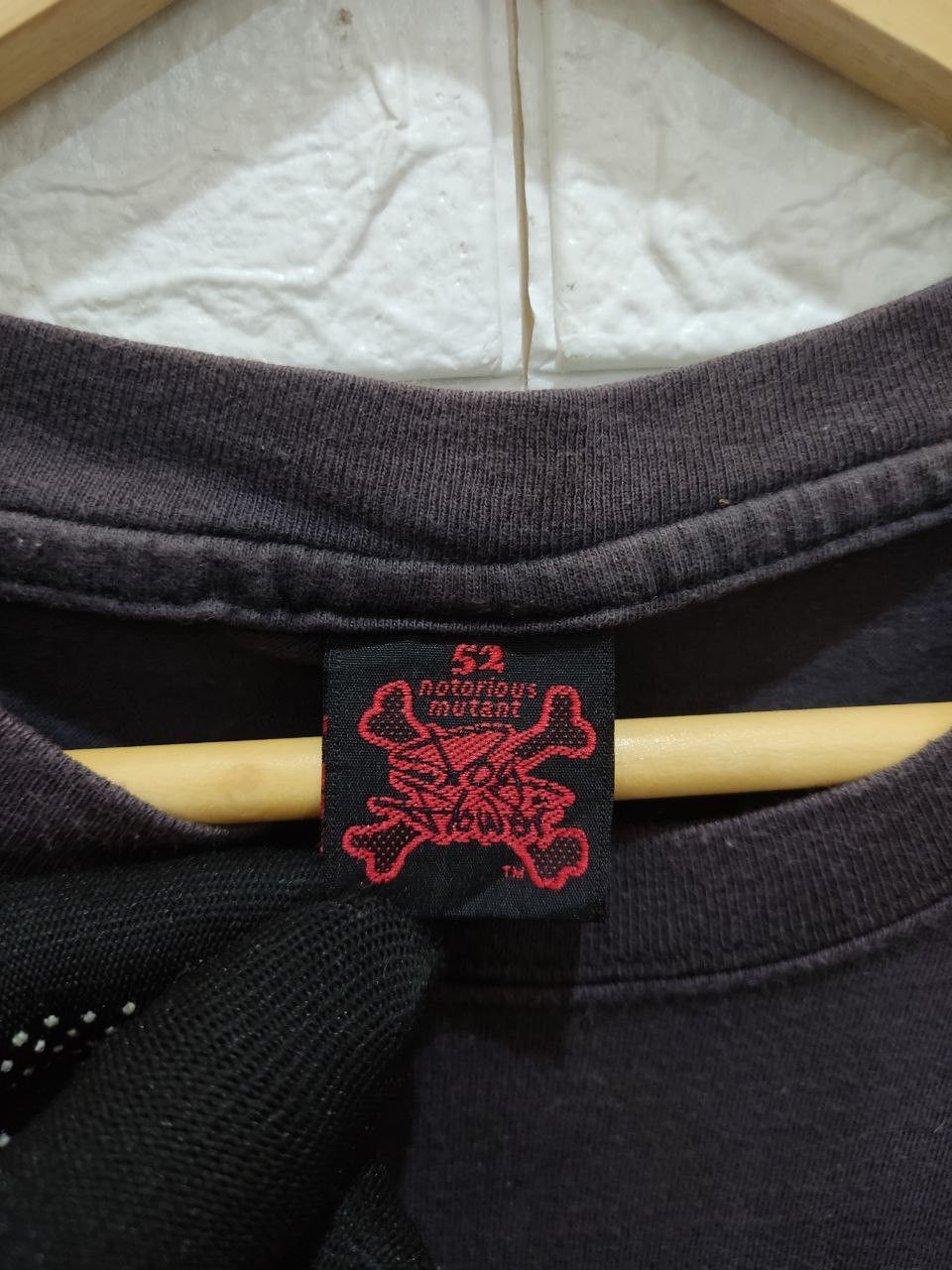 Japanese Brand NOTORIOUS MUTANT STUDIO 502 Dogflower Big Graphic Tee Size US S / EU 44-46 / 1 - 5 Thumbnail