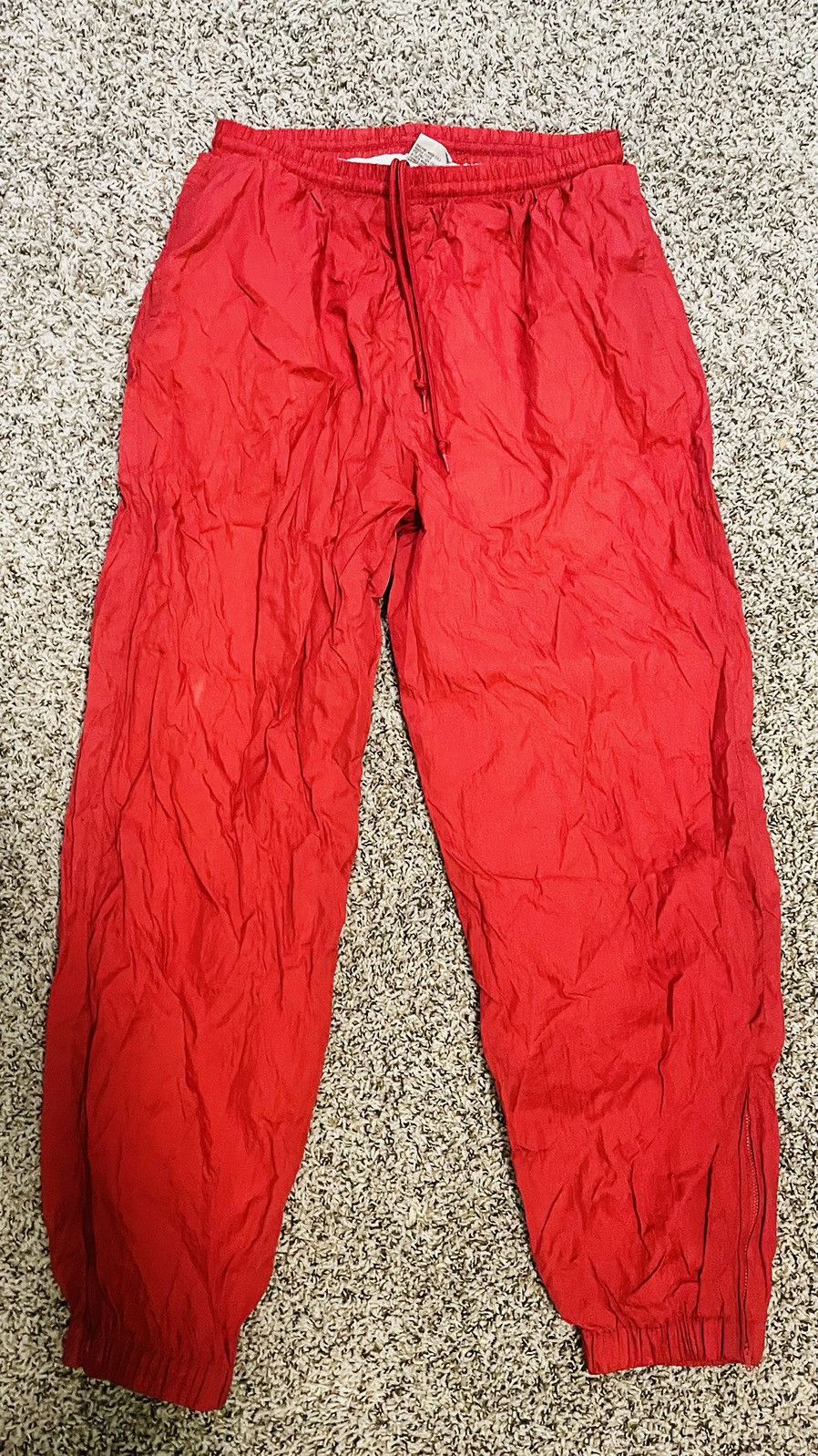 Reebok × Vintage Vintage Reebok Red Nylon Track Pants L Size US 34 / EU 50 - 1 Thumbnail