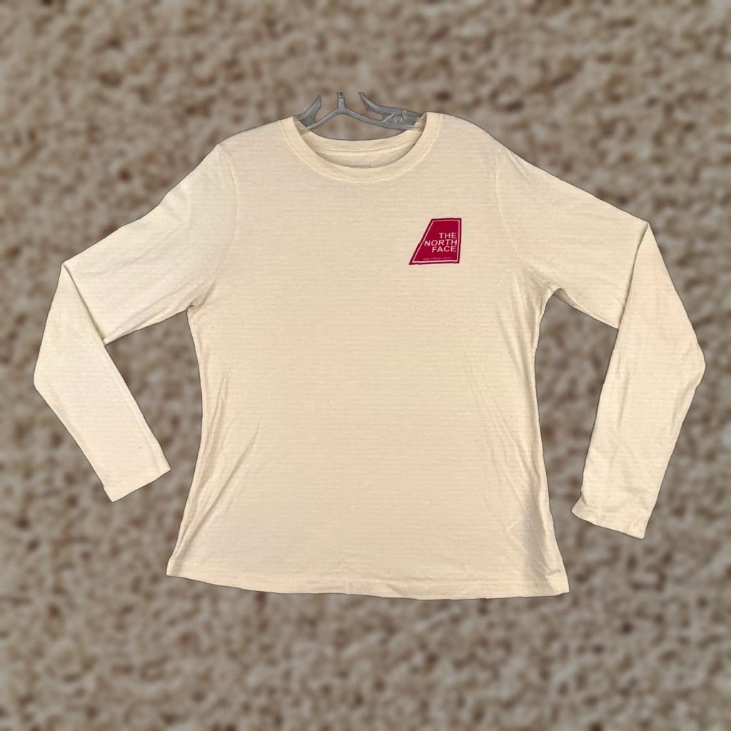 The North Face The North Face Women's T-Shirt Large Yellow Cotton Casual Crew Neck Short Sleeve Size L / US 10 / IT 46 - 1 Thumbnail