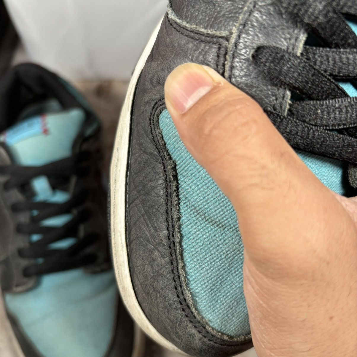 Nike Size 10.5 - Nike Dunk Premium SB Low Angels & Demons Size US 10.5 / EU 43-44 - 10 Thumbnail