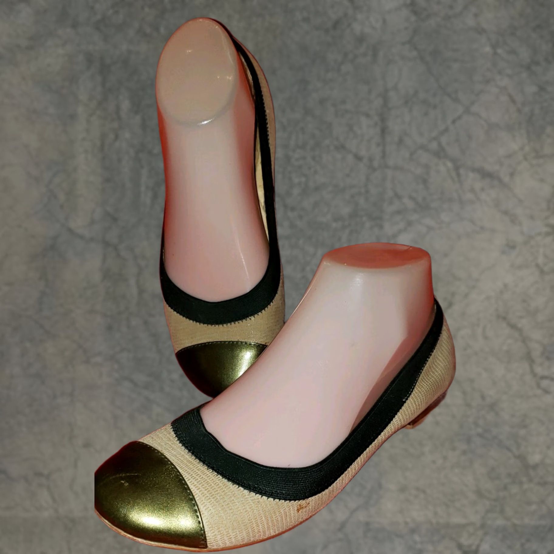 Vintage At-Sui Women's Ballet Flats US 6 Tan Leather Gold Toe Cap Elastic Edge Flat Slip On Shoes Size ONE SIZE - 1 Thumbnail