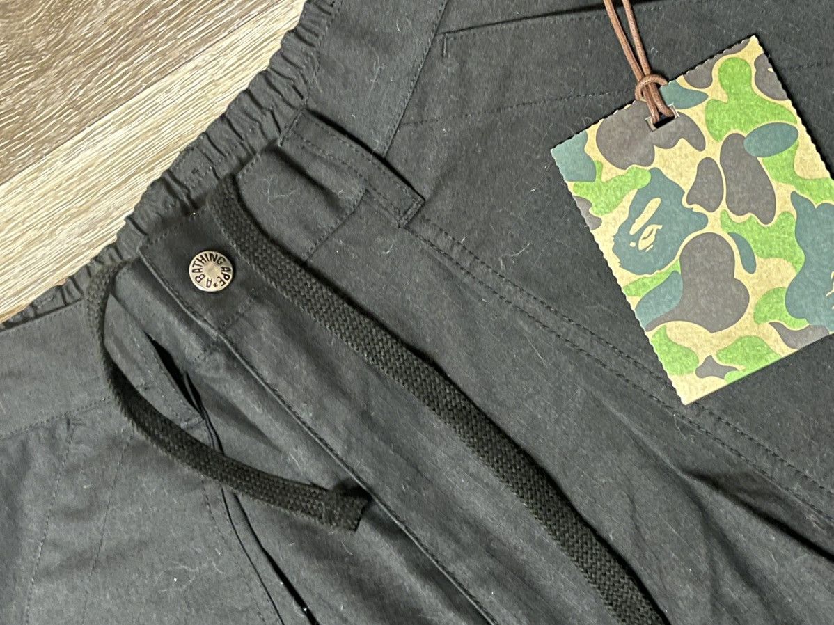 Bape BAPE Extra Long Cargos Side Pockets With Spellout Logo Size US 31 - 4 Thumbnail