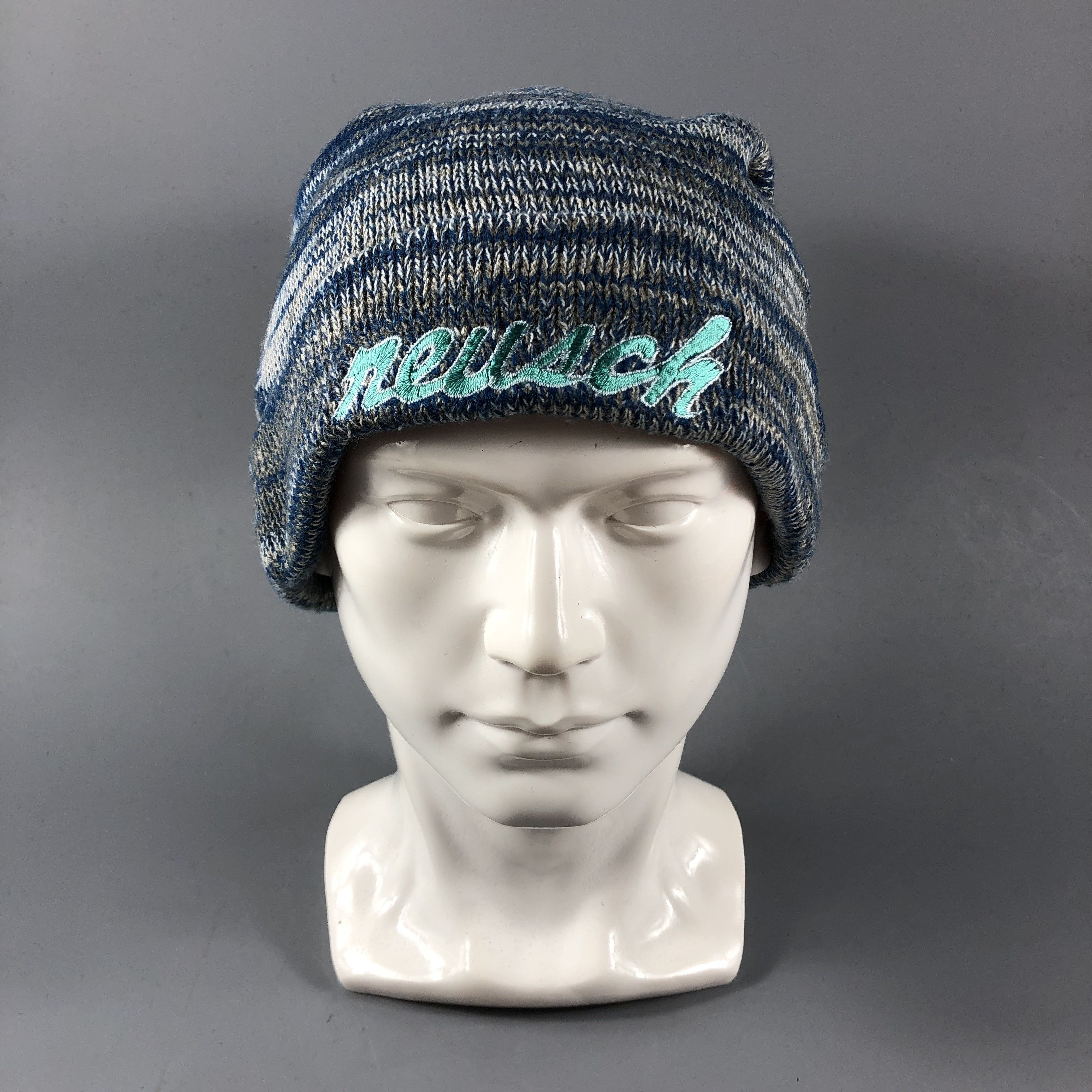 Vintage Newish Abstract Beanie Snowcap Snow Hat B748 Size ONE SIZE - 1 Thumbnail