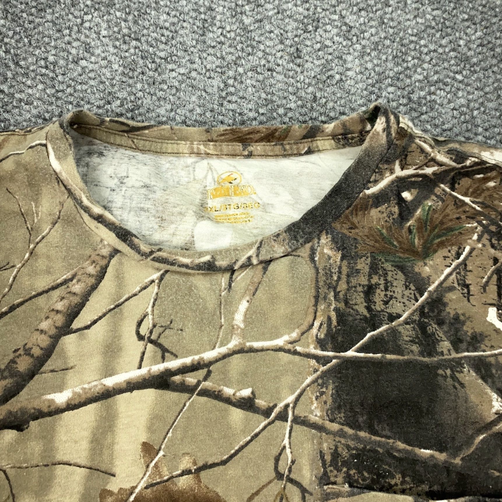 Realtree RedHead Shirt Mens 3XL Camouflage Realtree Long Sleeve Pocket Hunting Outdoors Size US XXL / EU 58 / 5 - 5 Thumbnail