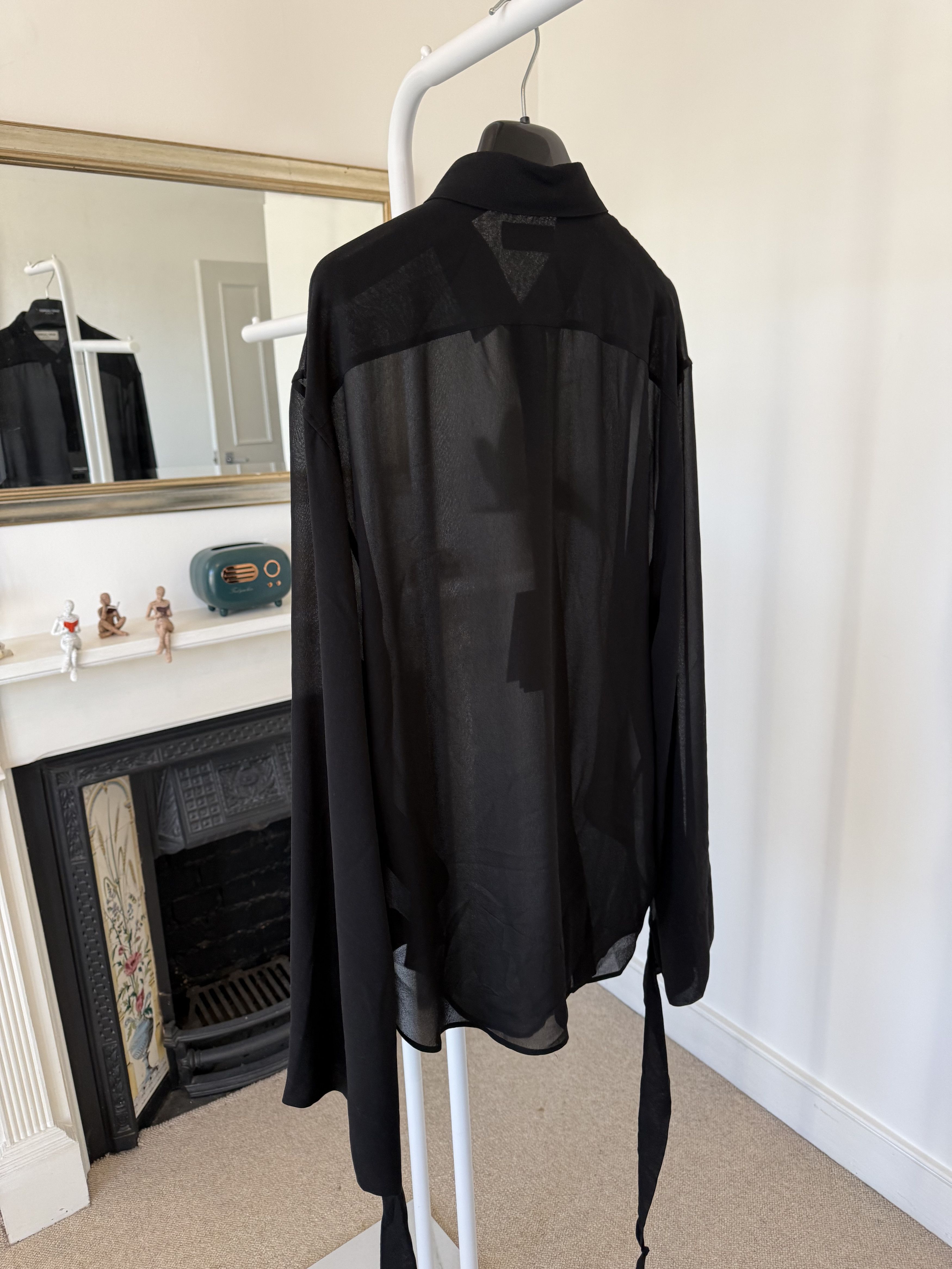 Saint Laurent Paris SS23 Saint Laurent Shirt in Silk Georgette Size US M / EU 48-50 / 2 - 2 Thumbnail