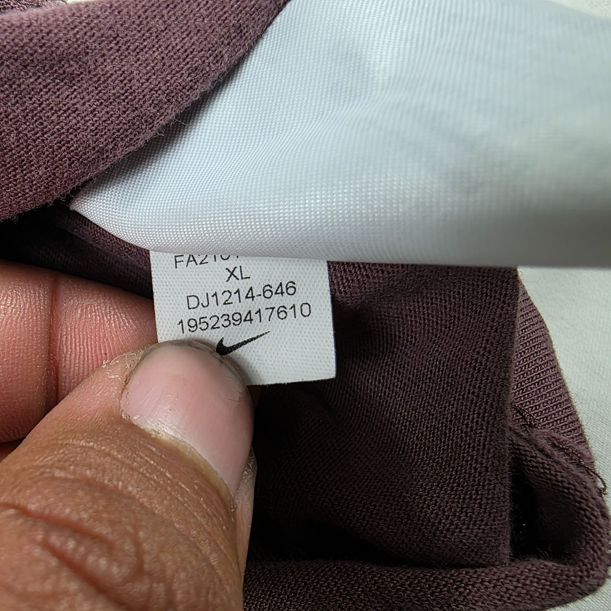 Nike SB Nike SB Mens Size XL Loose Fit Burgundy Graphic T Shirt Cott Size US XL / EU 56 / 4 - 5 Thumbnail