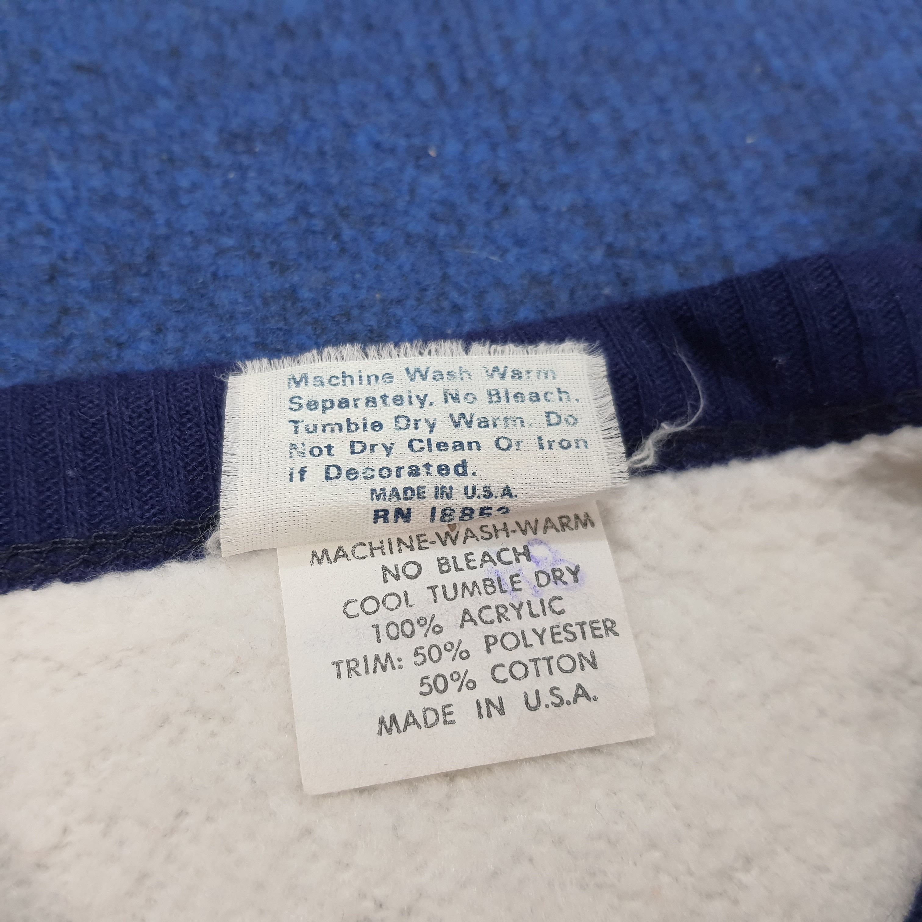Vintage Vintage Illinois Illini Basketball NBA Team Sweatshirt Size US M / EU 48-50 / 2 - 5 Thumbnail