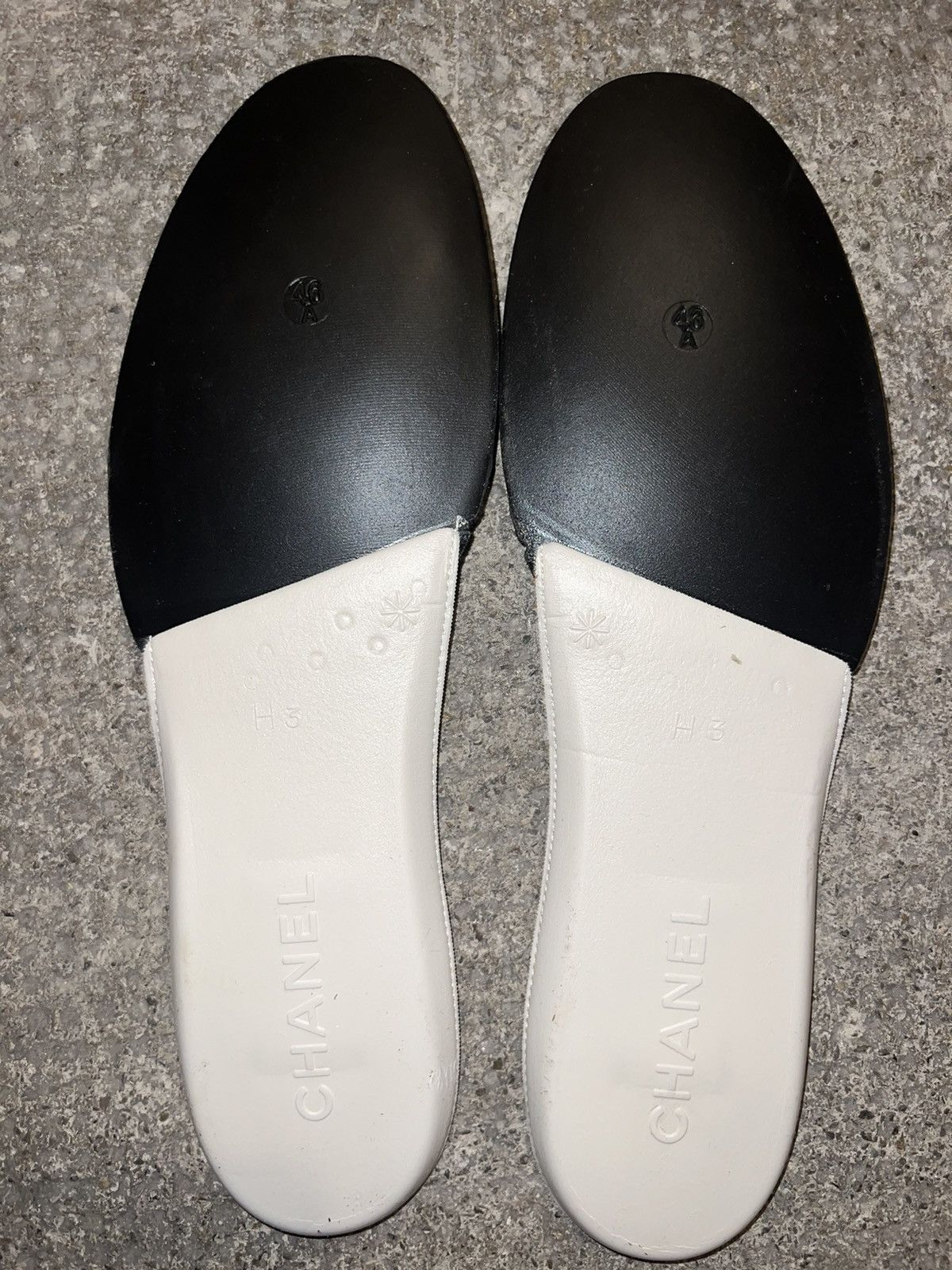 Chanel Chanel Sneaker Size US 12 / EU 45 - 12 Thumbnail