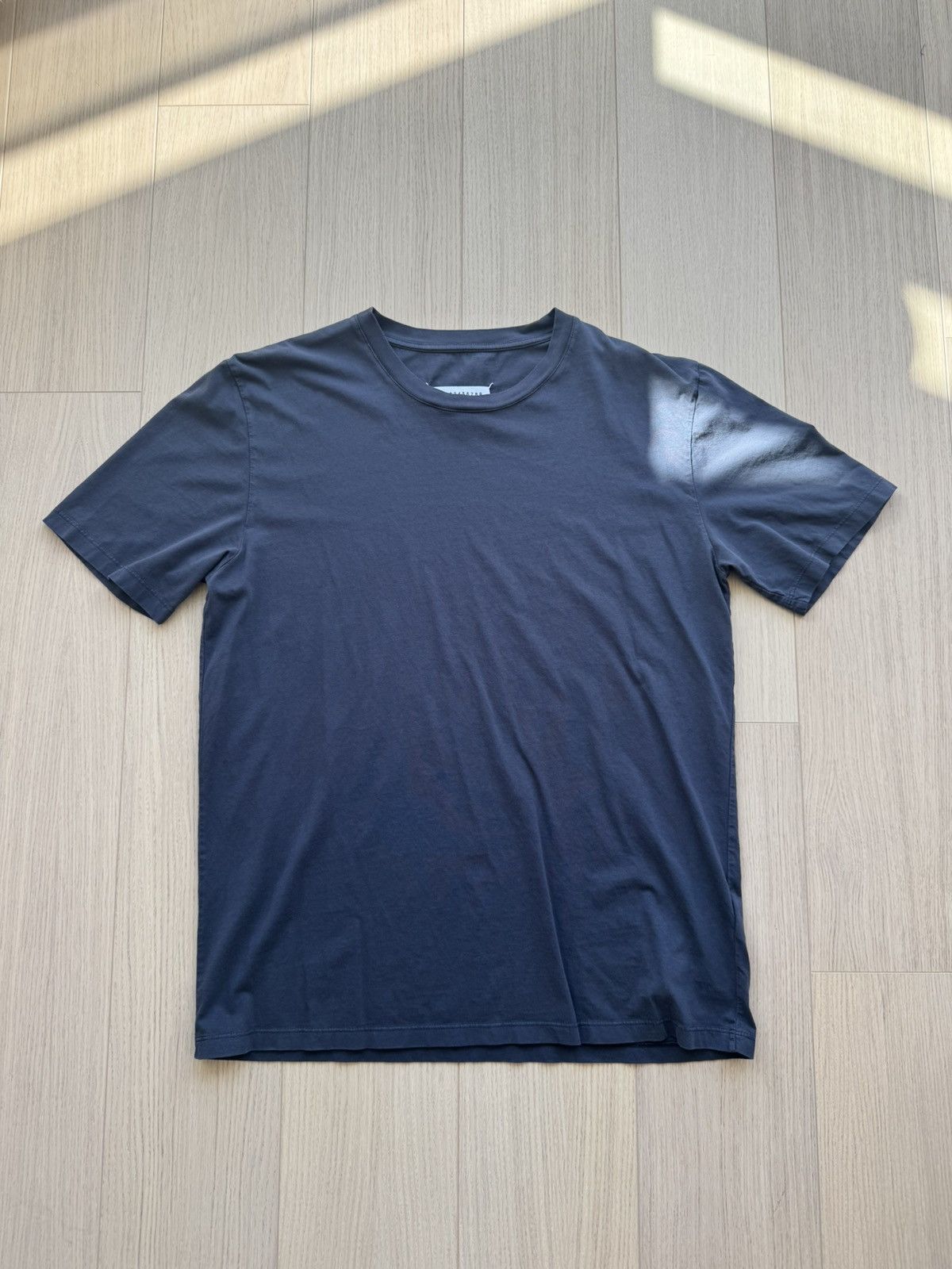 トップス Maison margiela masters of rock Tee Maison Martin Margiela, purple T-shirt with zipper. - Unique