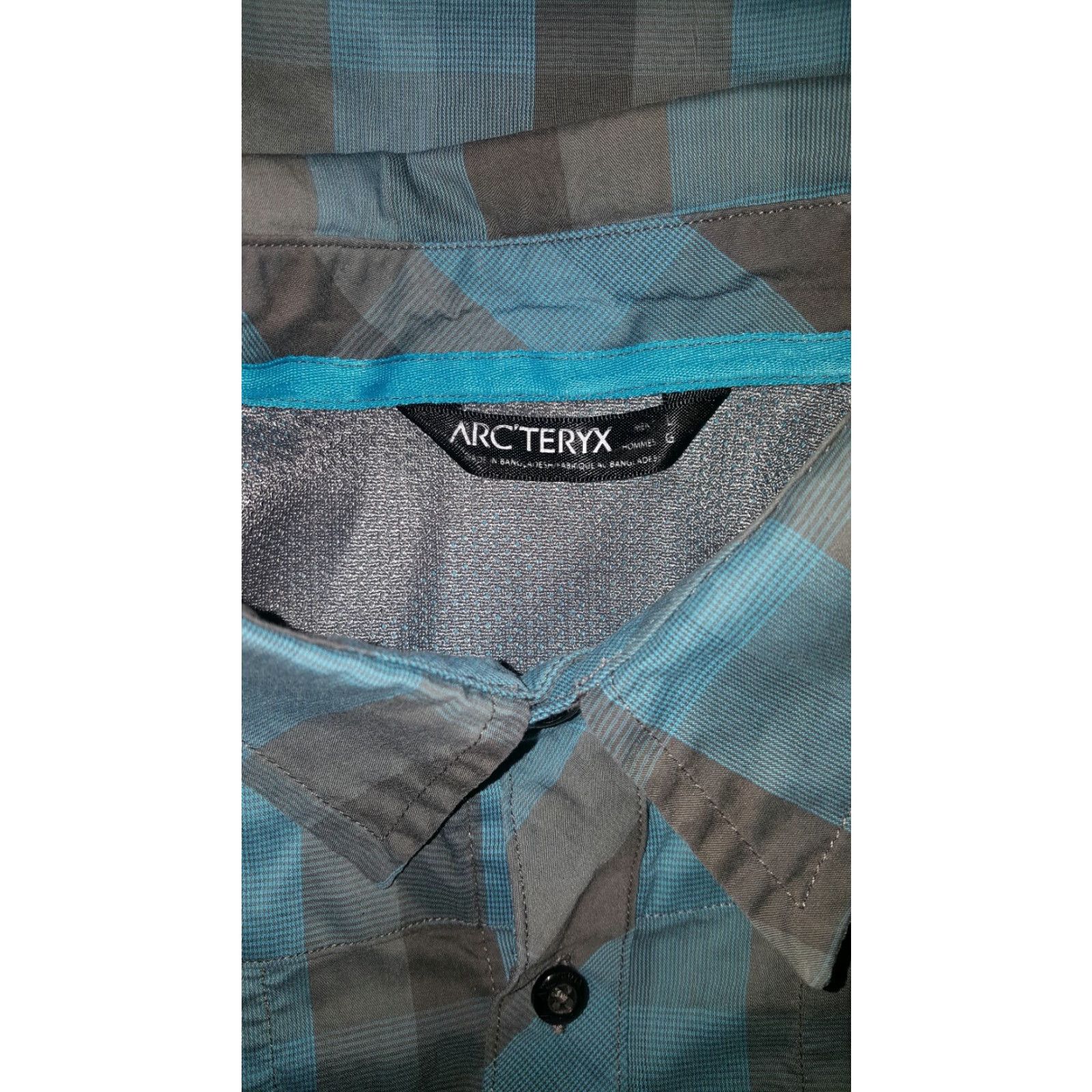 Arc'teryx ARC'TERYK Plaid Blue Gray Short Sleeve Hiking Shirt L Mens Blue Grays Button-Up Shirt Mens L Blue Plaid Hiking Shirt Size US L / EU 52-54 / 3 - 6 Thumbnail