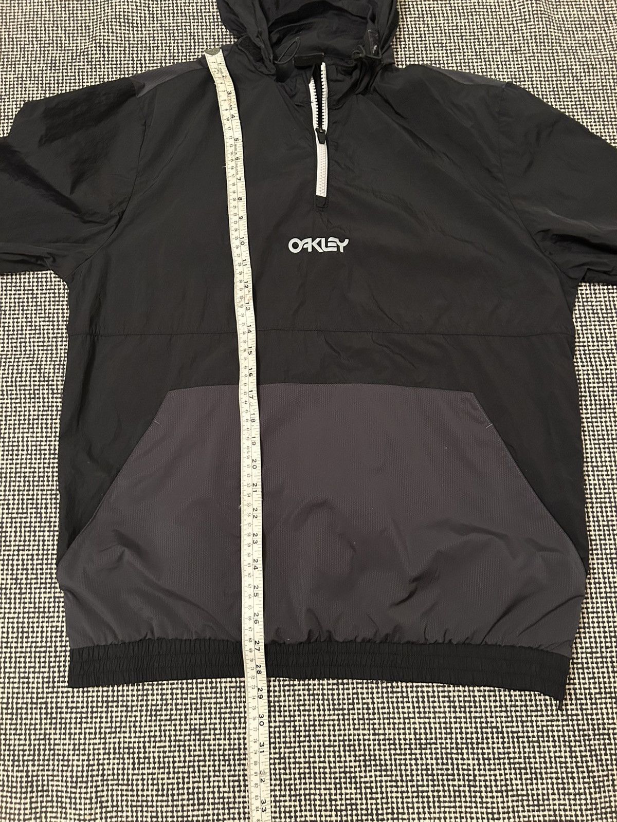 Oakley Like new Oakley Anorak Size US L / EU 52-54 / 3 - 7 Thumbnail