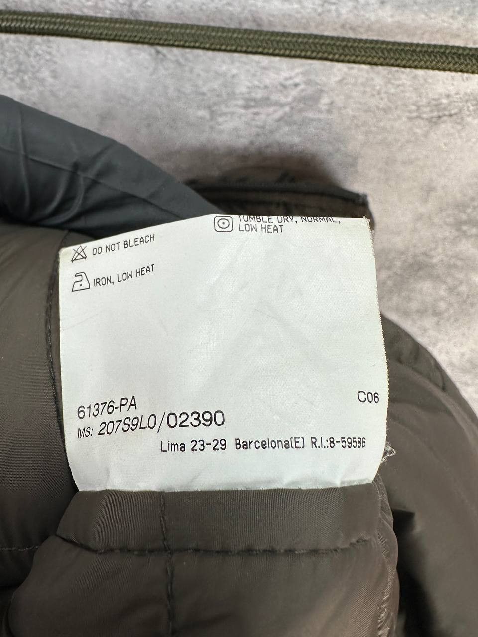 Burberry Thomas Burberry by Burberry Quilted Puffer Nylon Jacket Size S / US 4 / IT 40 - 19 Thumbnail
