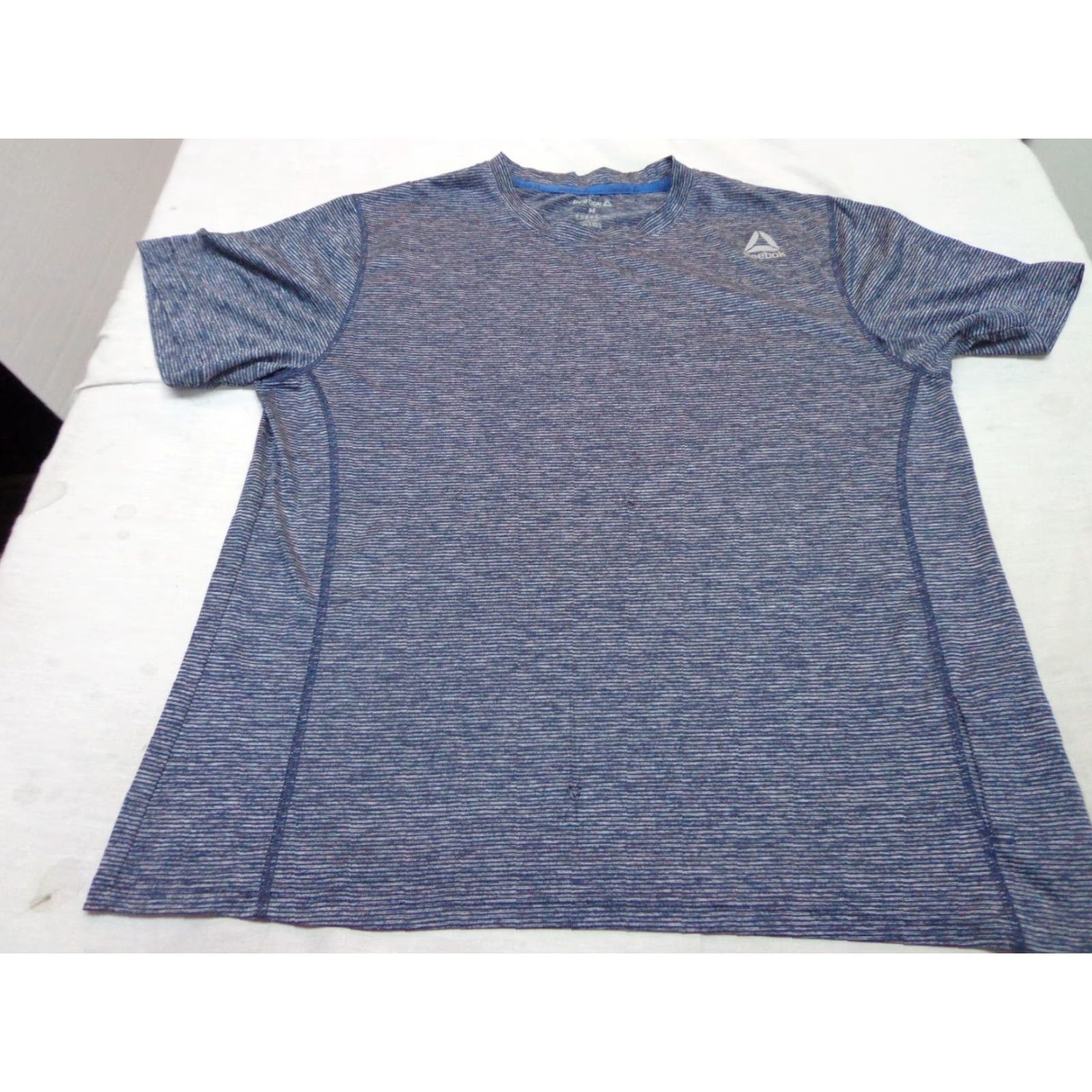 Reebok Reebok T Shirt Blue Striped Speedwick Side Pocket M Adult Mens Size M Regular Color Blue Logo Athletic Short Sleeve Crew Neck Breathable Shirt Size US M / EU 48-50 / 2 - 6 Thumbnail