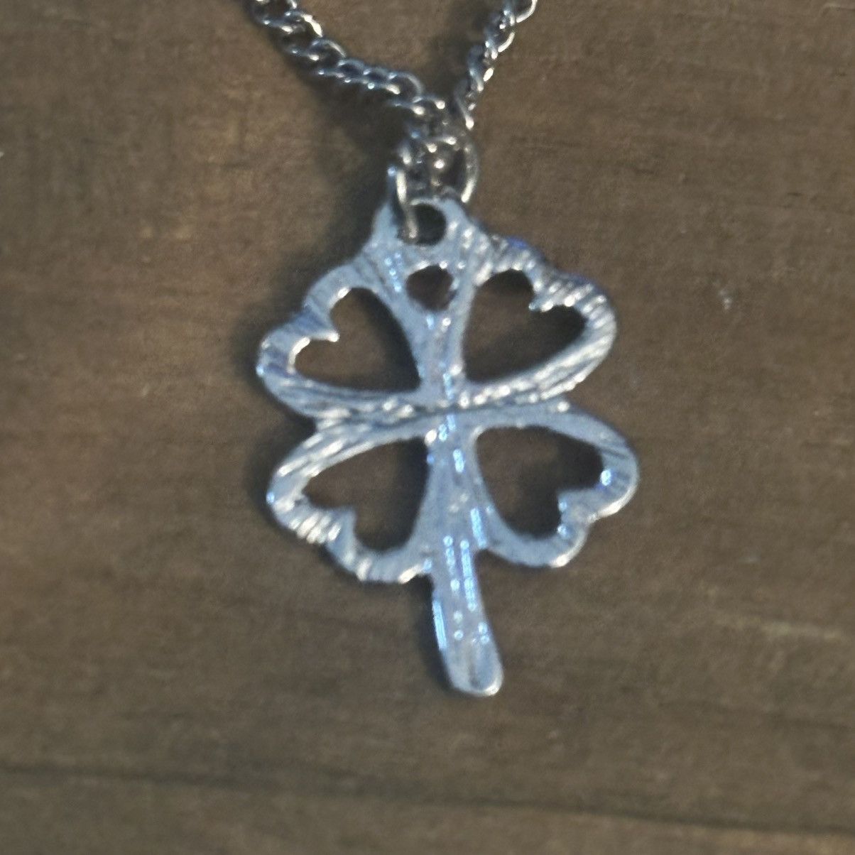 Vintage Vintage silver tone 4 leaf clover pendant necklace Size ONE SIZE - 4 Thumbnail