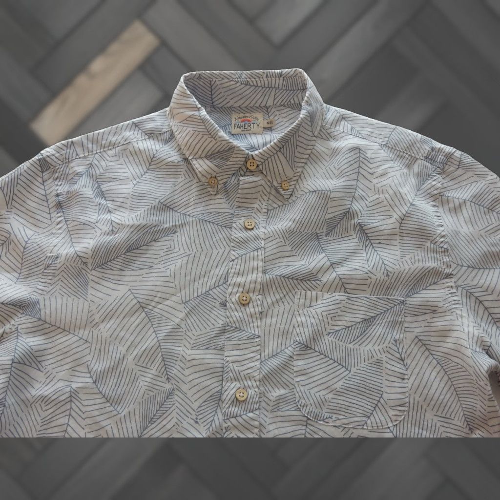 Faherty Faherty Men's Button-Front Shirt M Short Sleeve White Cotton Floral Size US M / EU 48-50 / 2 - 1 Thumbnail