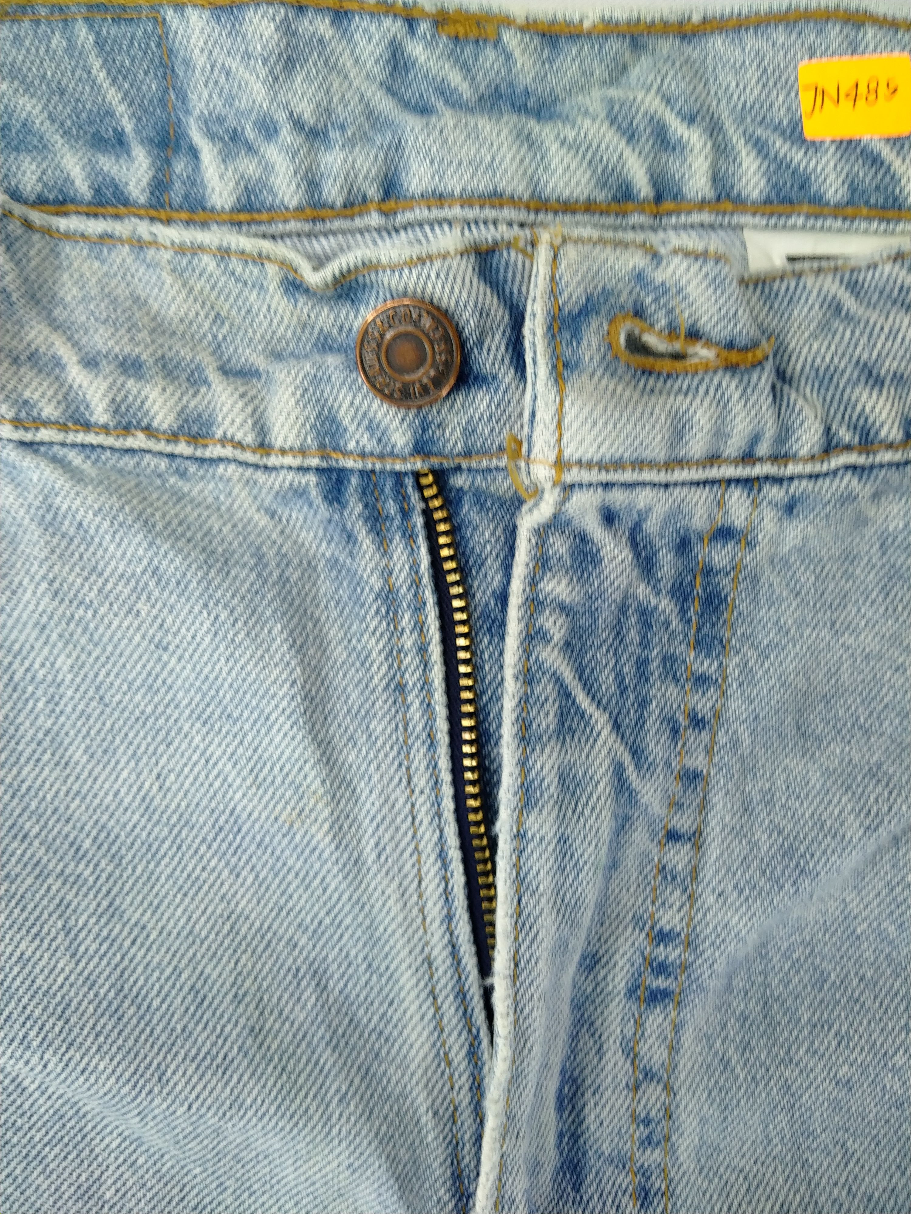 Levi's Light Wash Vintage Levi's 550 Orange Tab Denim -JN485 Size US 37 - 9 Thumbnail