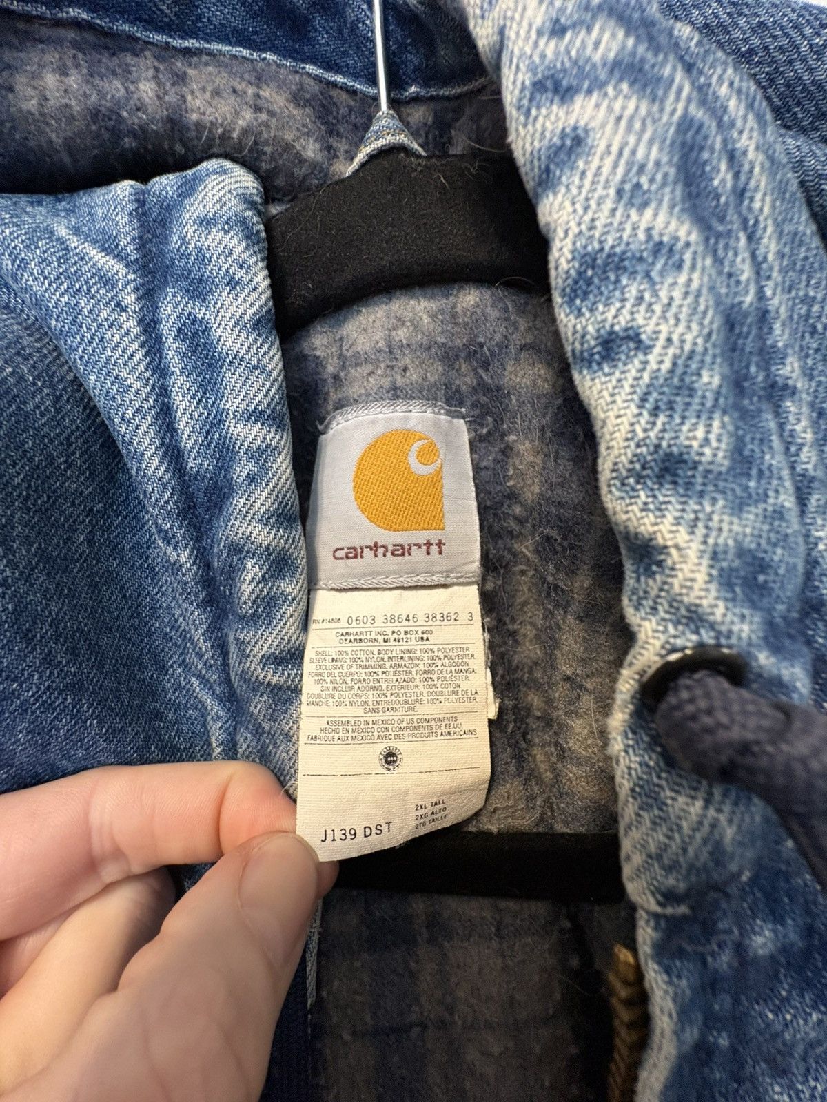 Carhartt Vintage Carhartt J139 DST Distressed Denim Jacket 2XL Tall Size US XXL / EU 58 / 5 - 5 Thumbnail