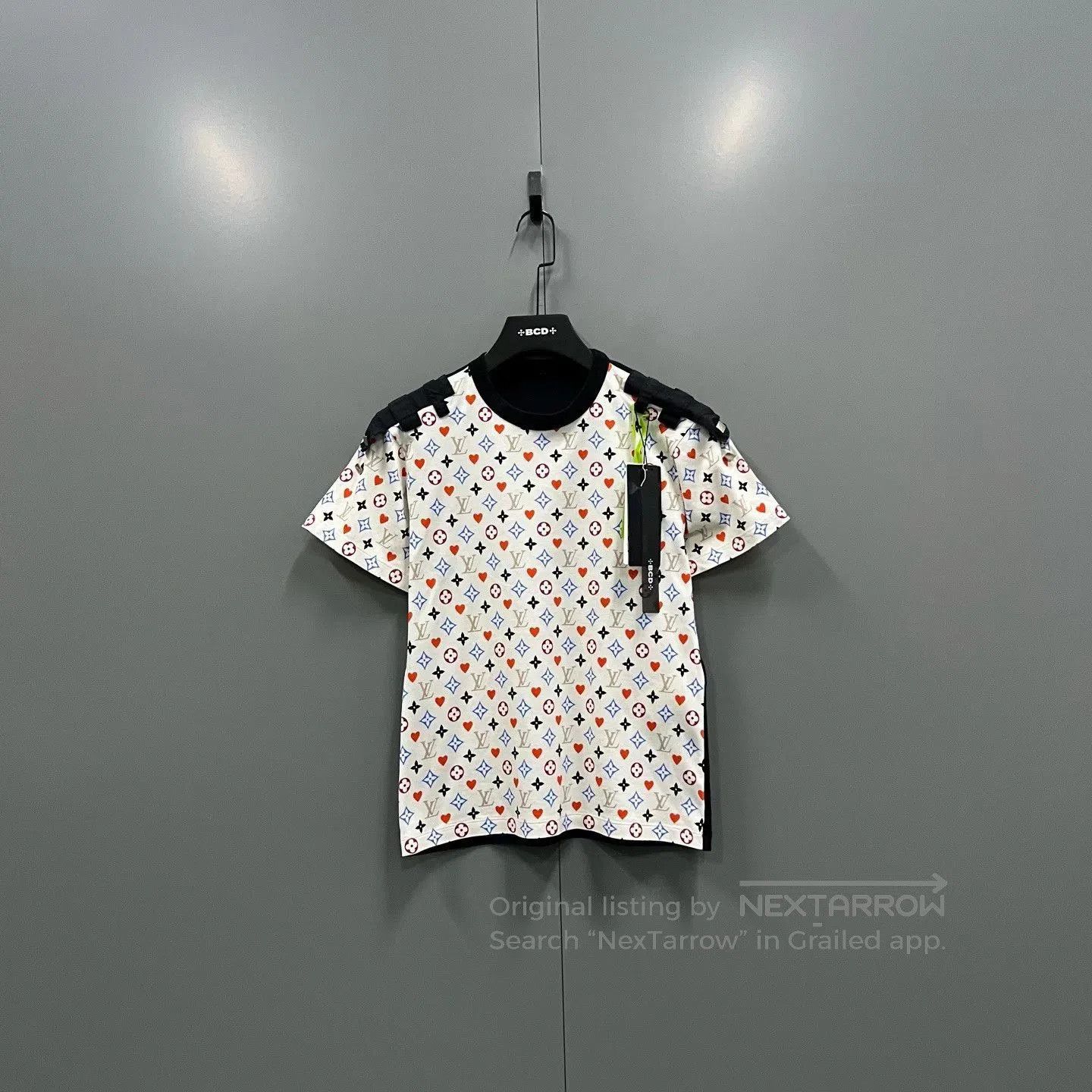 Louis Vuitton louis vuitton love print logo short sleeve tee. Size L / US 10 / IT 46 - 1 Thumbnail