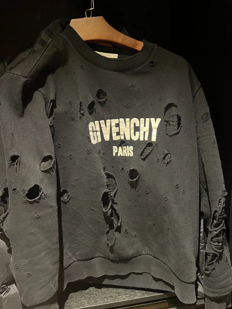 Givenchy Givenchy Five-star sweater, gold, size S Size US M / EU 48-50 / 2 - 1 Thumbnail