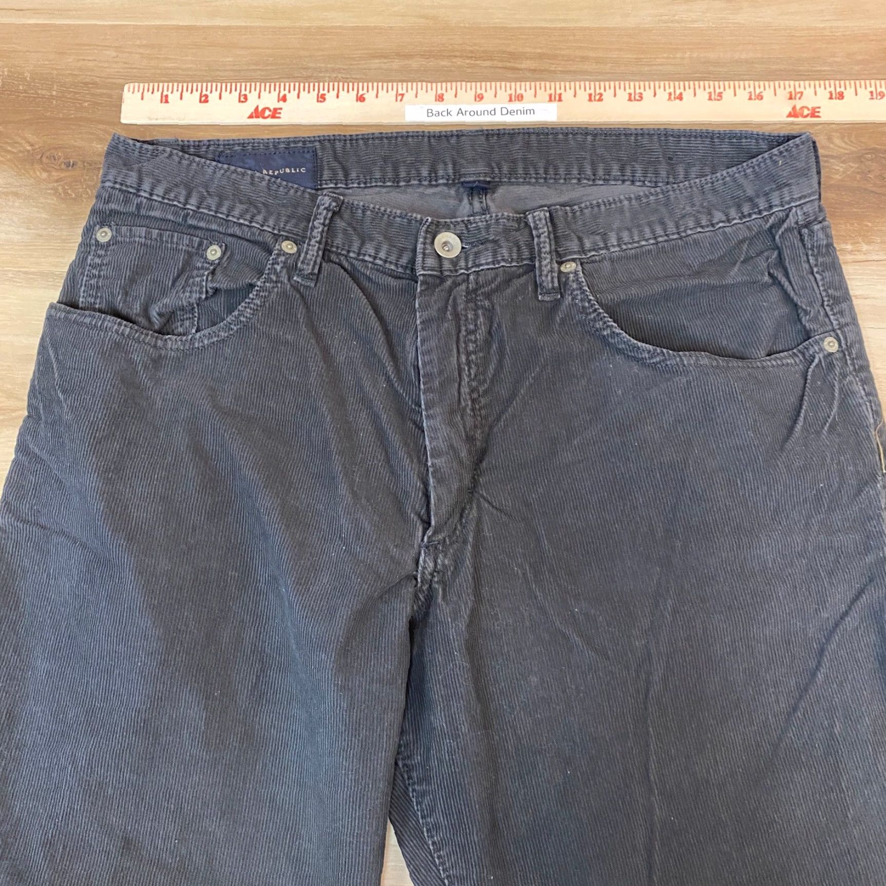Banana Republic Banana Republic Boot Cut Corduroy Pants Mens 35x30 Gray Cotton Casual Boots? Size US 35 - 2 Thumbnail