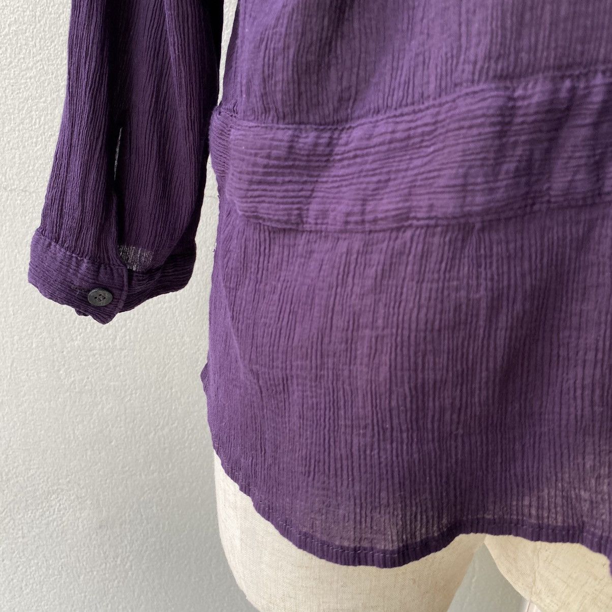 Issey Miyake Plantation Purple Long Sleeve Pleated Button-Up Blouse Size M / US 6-8 / IT 42-44 - 13 Thumbnail