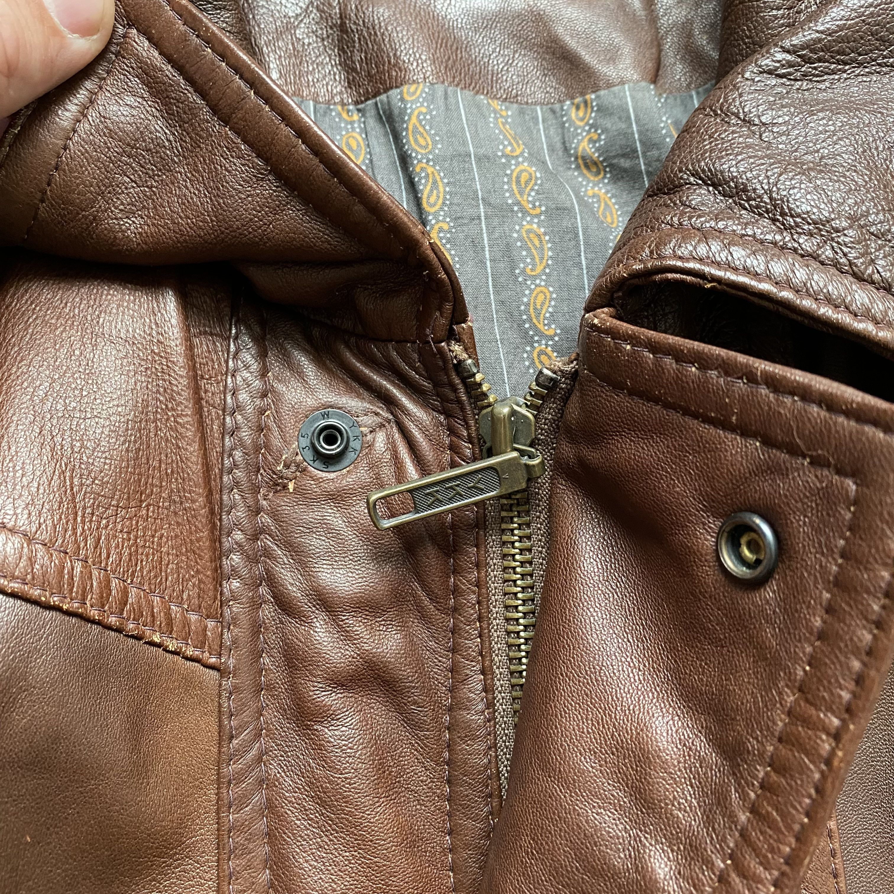 Vintage Vintage 90s Brown leather bomber Boxy Baggy jacket Size US M / EU 48-50 / 2 - 3 Thumbnail