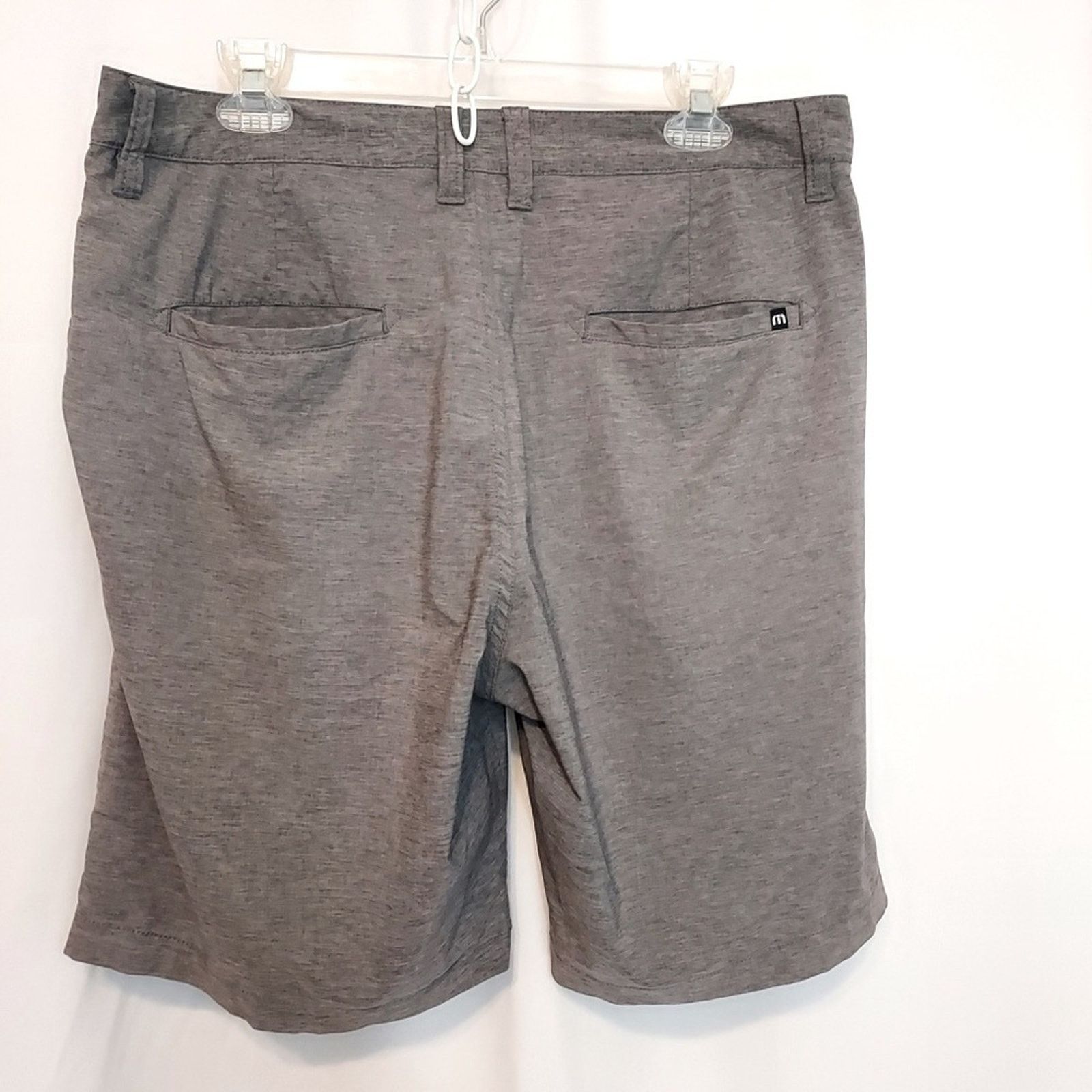 TravisMathew Travis Mathew Men’s Gray Casual Active Flat Front Shorts Size US 34 / EU 50 - 2 Thumbnail