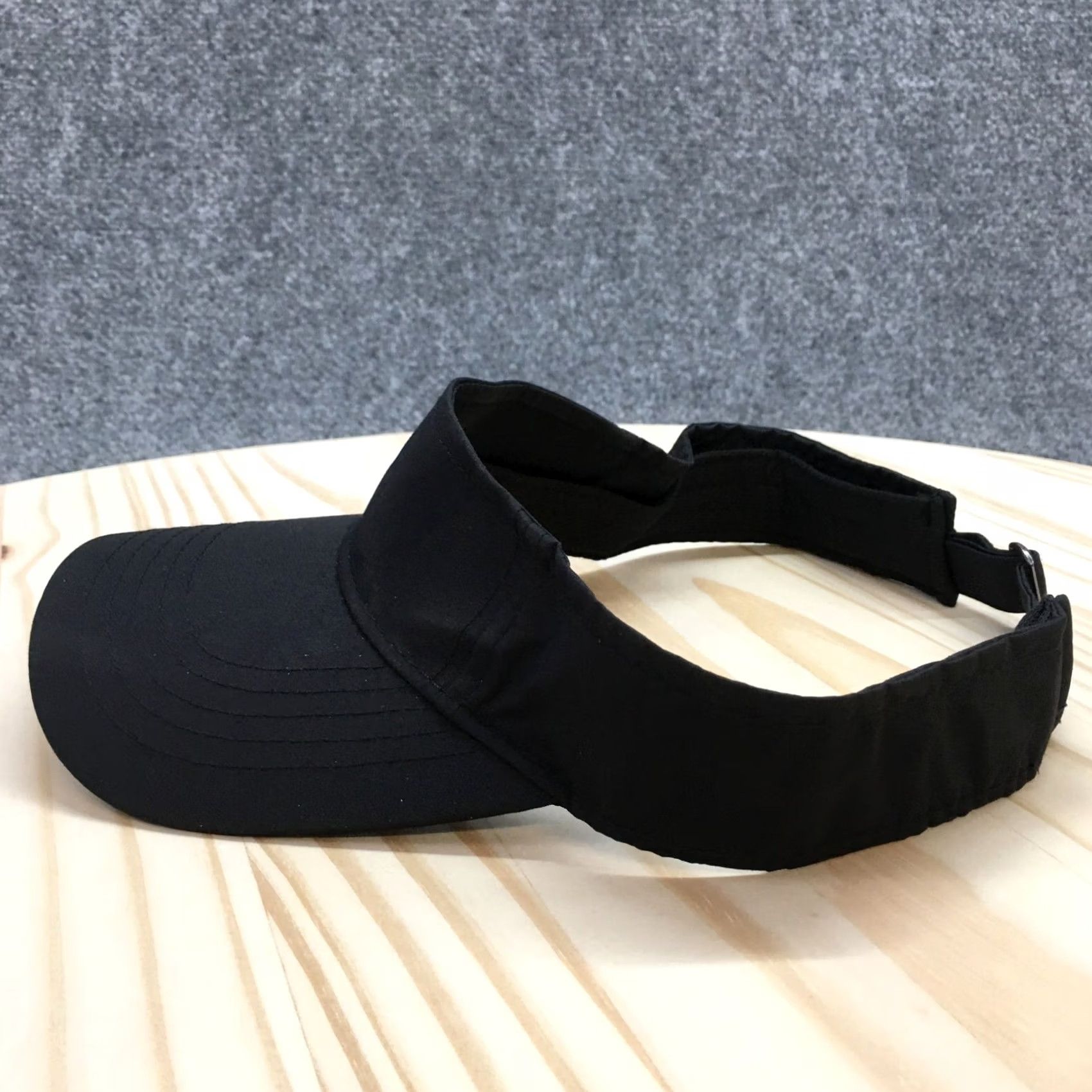 Vintage Gaiam Visor Hat Womens Black One Size Adjustable Curved Brim Embroidered Logo Size ONE SIZE - 7 Thumbnail