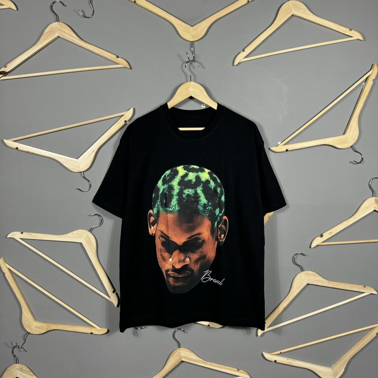 NBA Rodman Green Cheetah Print Hair Graphic T-Shirt by Brand Size US XL / EU 56 / 4 - 1 Thumbnail