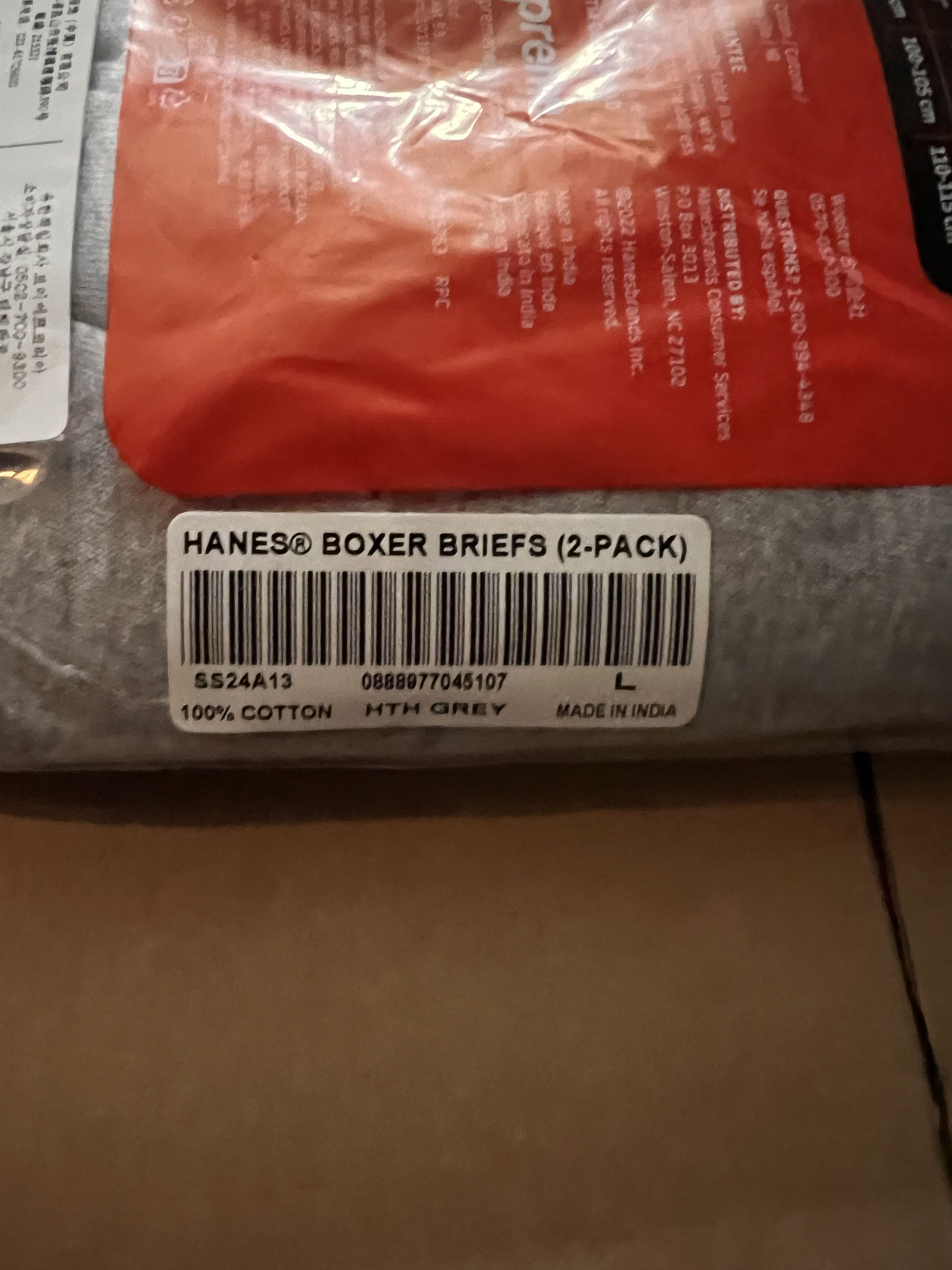 Supreme Large Hanes Boxer Briefs Size 36 - 4 Thumbnail