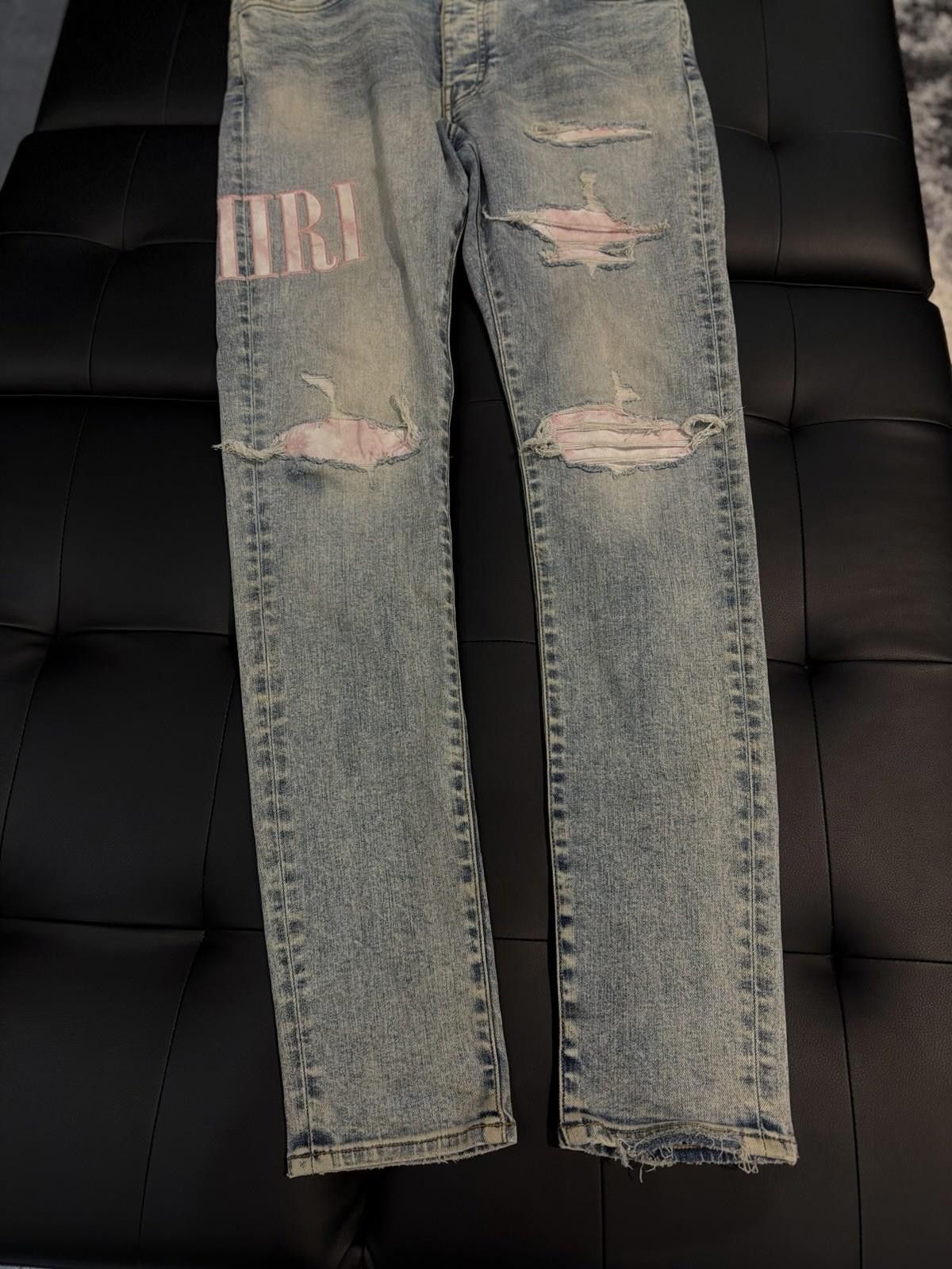 Amiri Size 34 - Amiri Blue Pink Leg Logo Jeans Small Stain Size US 34 / EU 50 - 8 Thumbnail