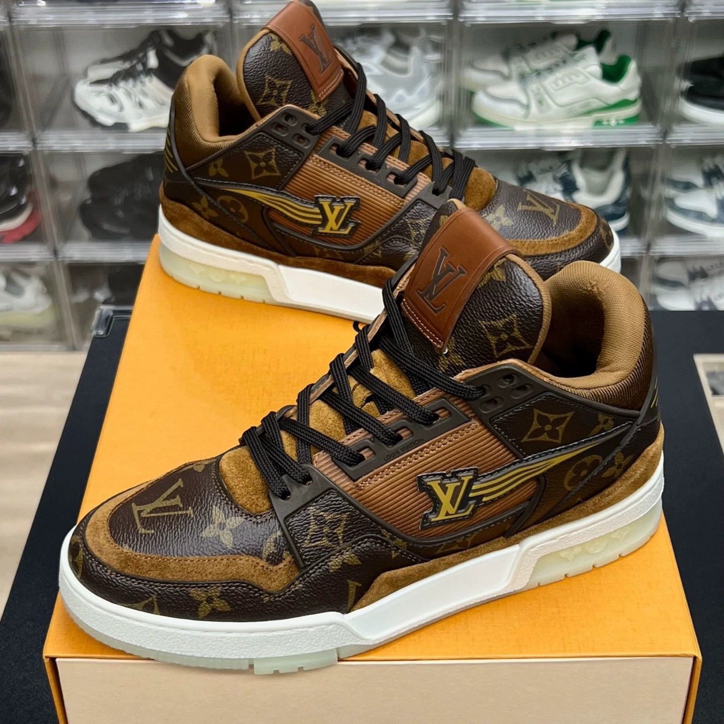 Louis Vuitton lv trainer sneakers in brown monogram Size US 7.5 / EU 40-41 - 1 Thumbnail