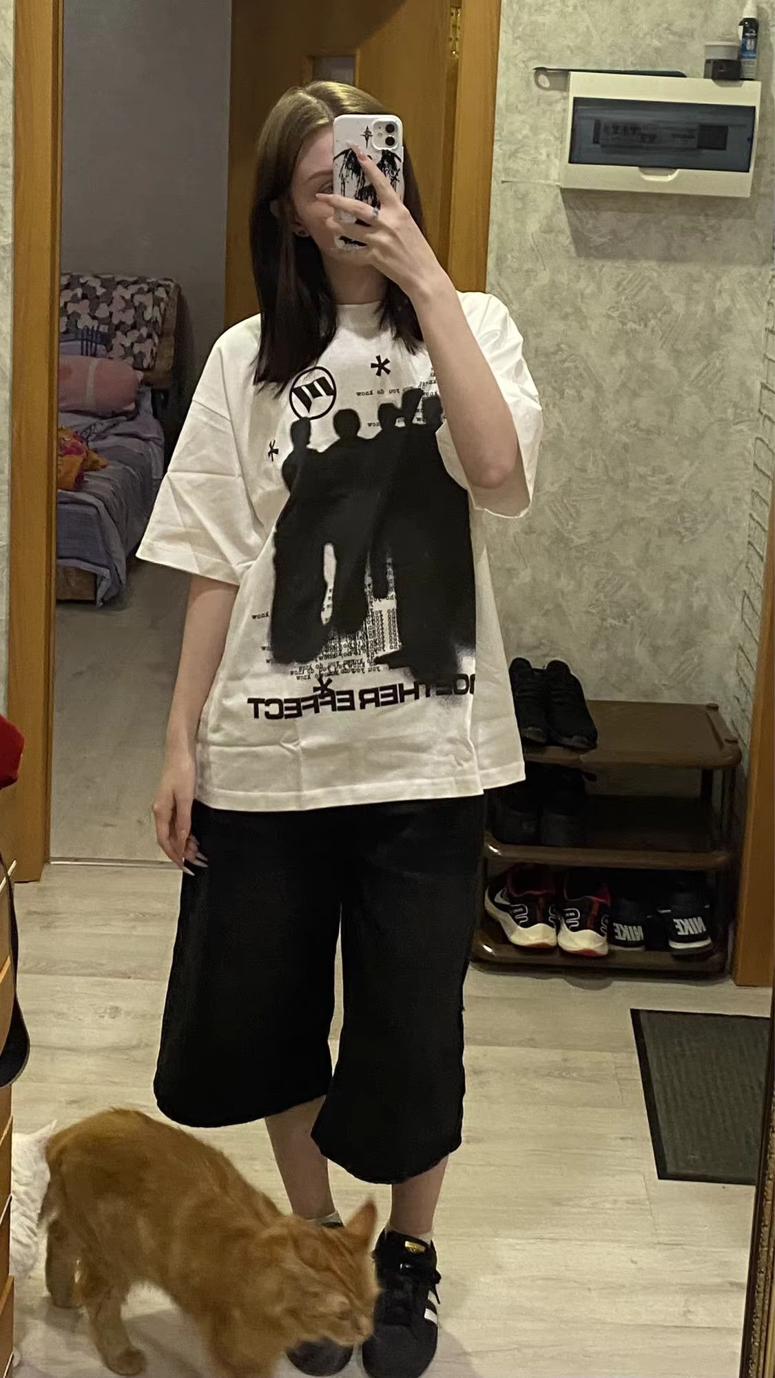 Japanese Brand × Vintage Shadows Graphics T-shirt Size US M / EU 48-50 / 2 - 3 Thumbnail