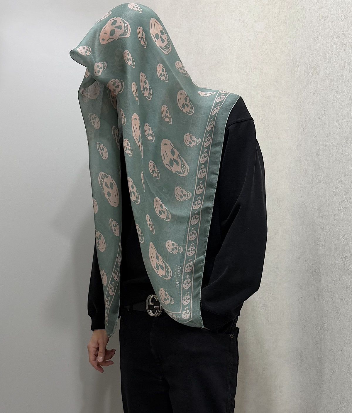 Alexander McQueen ALEXANDER MCQUEEN Skull Silk Scarf Kanye Wool Fakemink Logo Size ONE SIZE - 3 Thumbnail