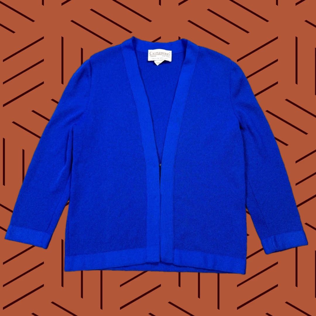 Vintage VINTAGE Castleberry Womens Blue Polyester Knit Formal Clasp Cardigan Sweater 14 90s Business Womens Size XL / US 12-14 / IT 48-50 - 1 Thumbnail