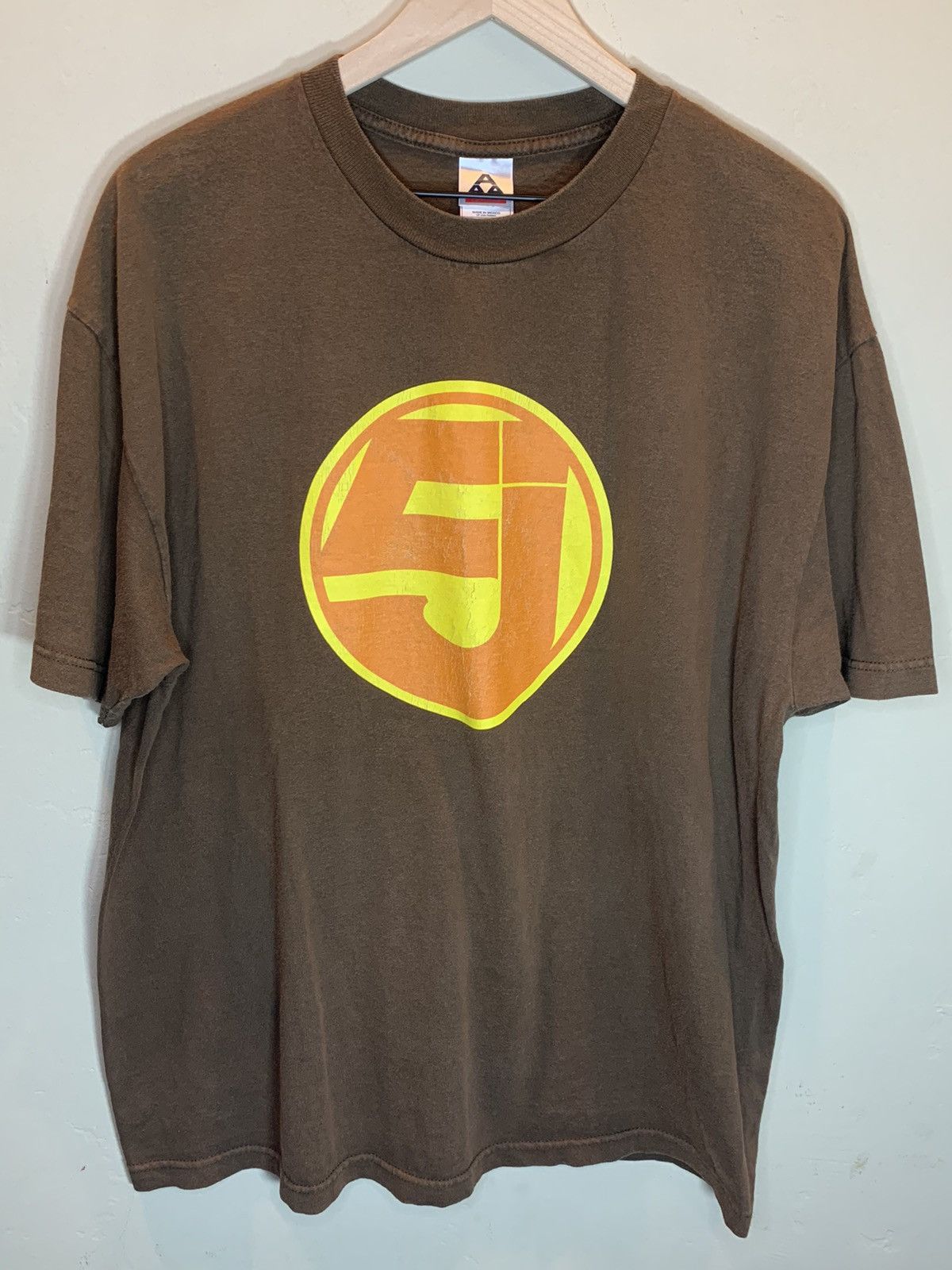 Rap Tees RARE* Vintage Jurassic 5 Power In Numbers 2002 Rap Tee Shirt Size US XL / EU 56 / 4 - 1 Thumbnail